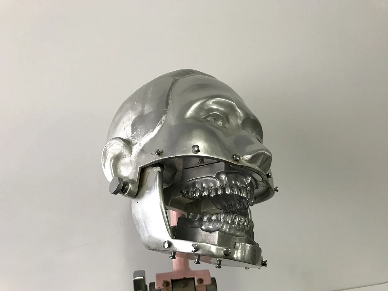 1930_dental_manikin_phantom_00.jpg