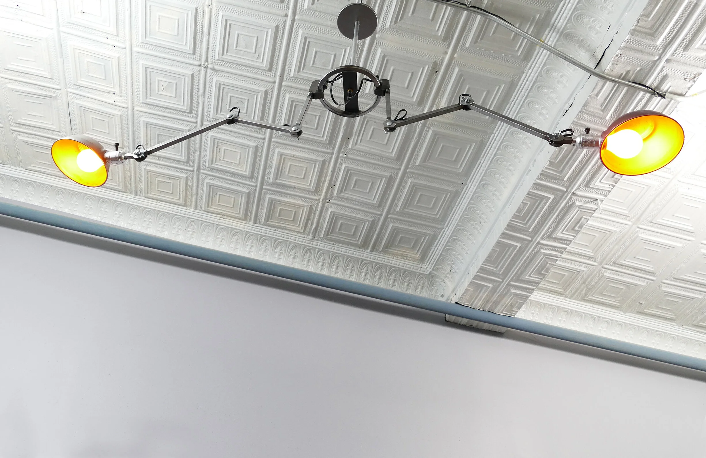 double arm task light 03.jpg