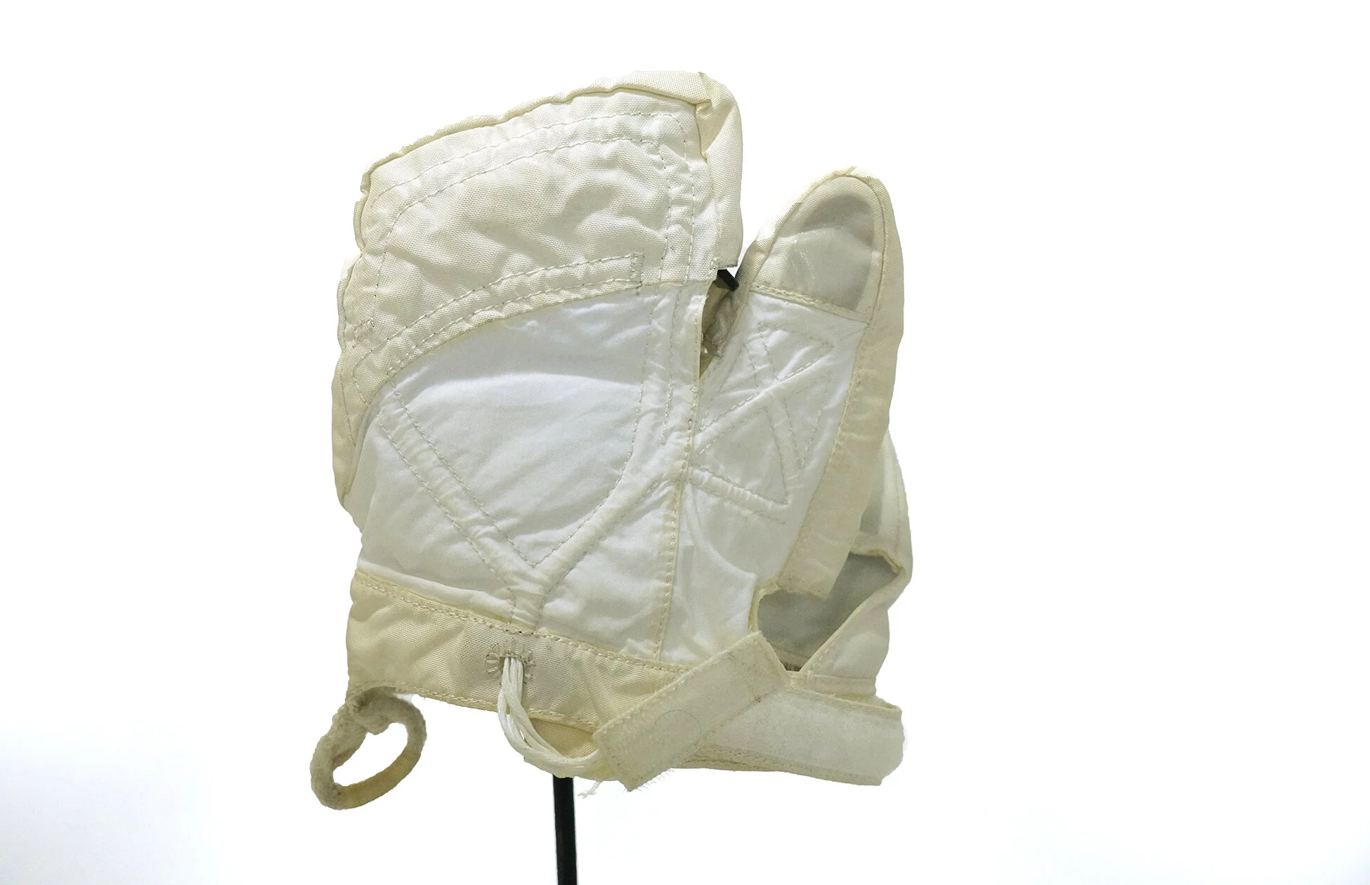 NASA thermal mitten 03.jpg