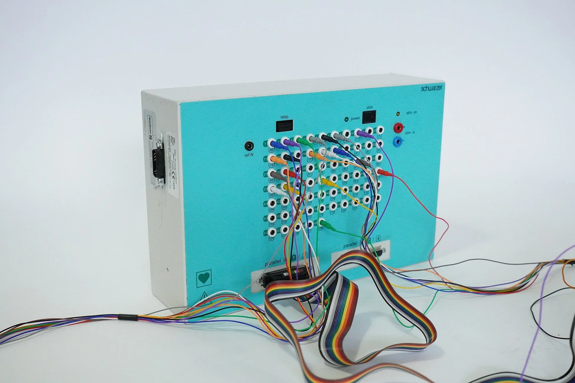 EEG headbox and cap 04.jpg