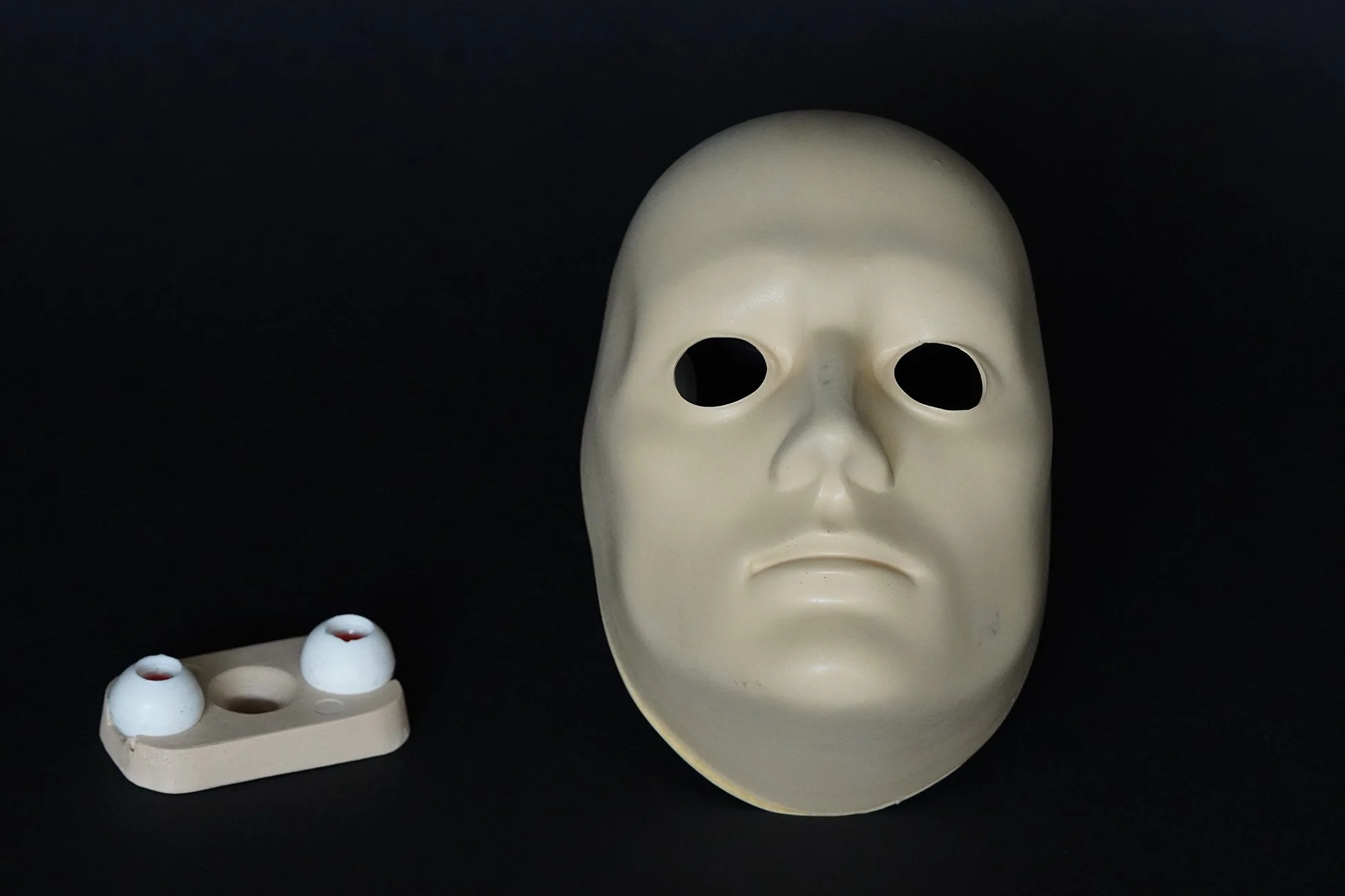 marty eye phantom 02.jpg