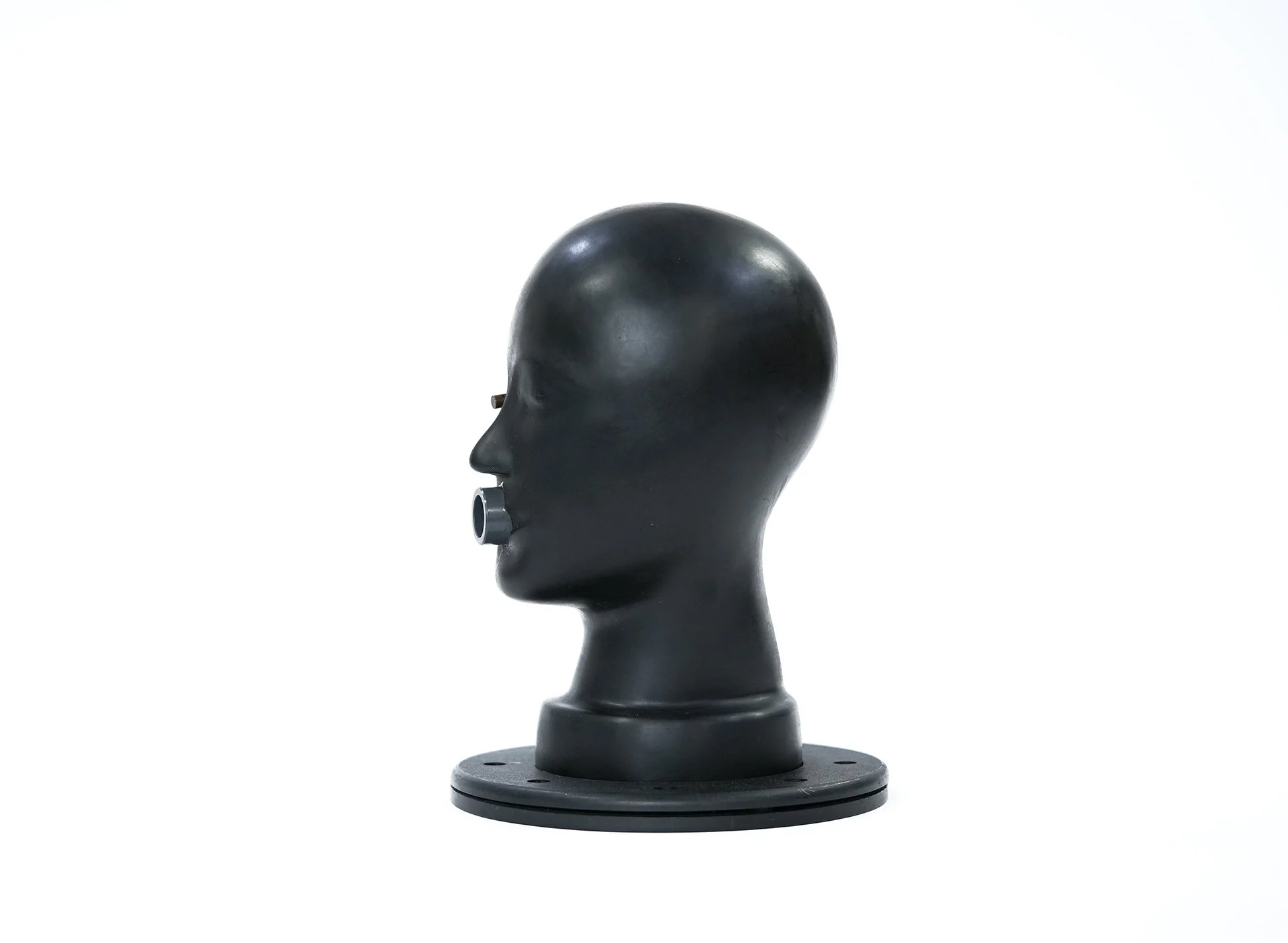 gas mask manikin 04.jpg