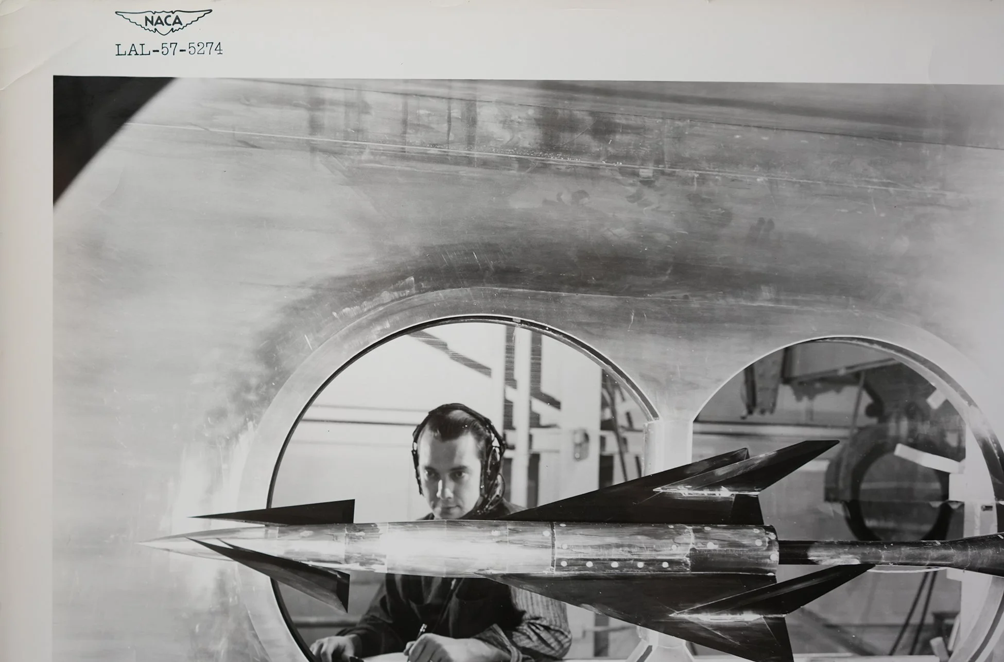 windtunnel model photo 02.jpg