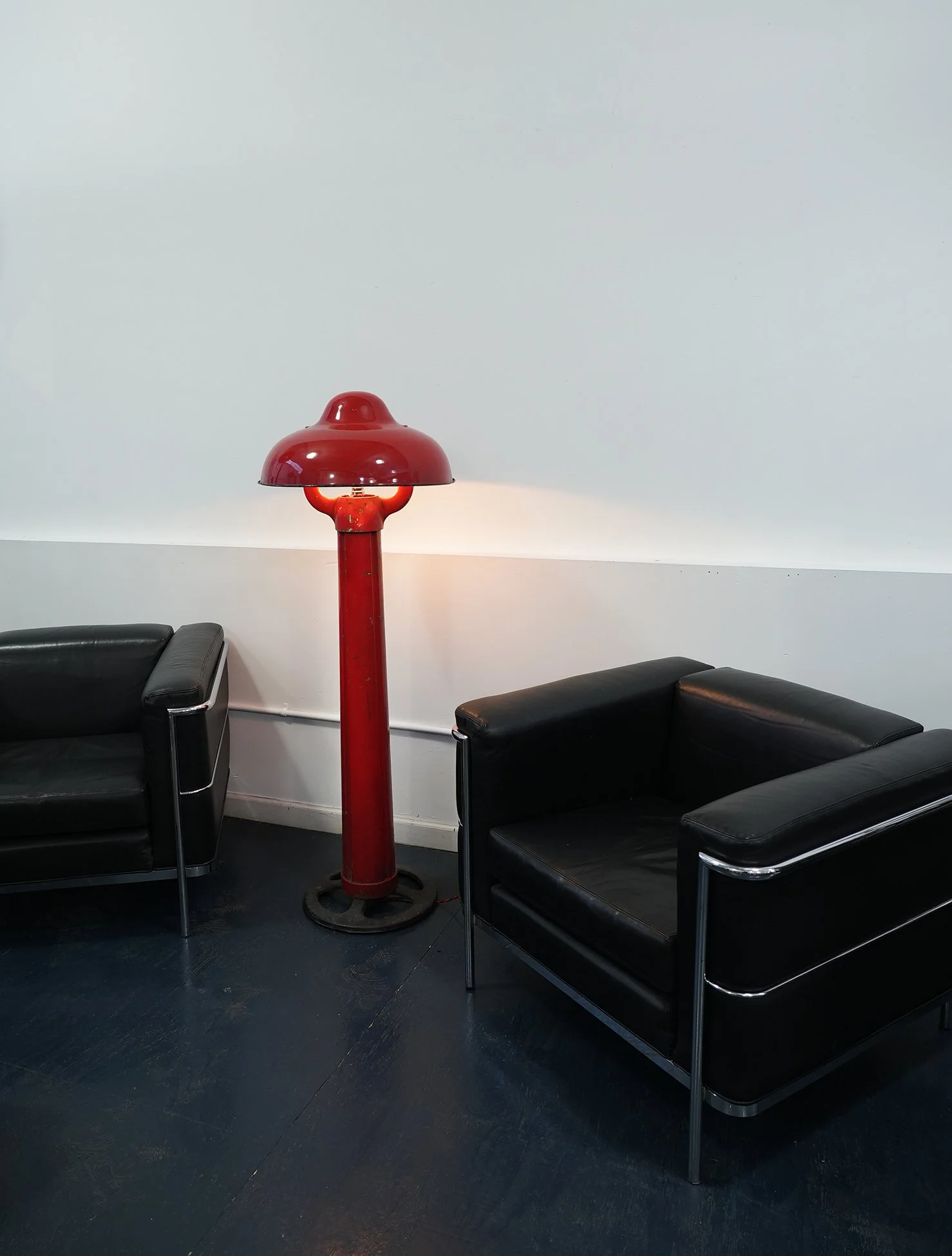 red gas lamp 07.jpg