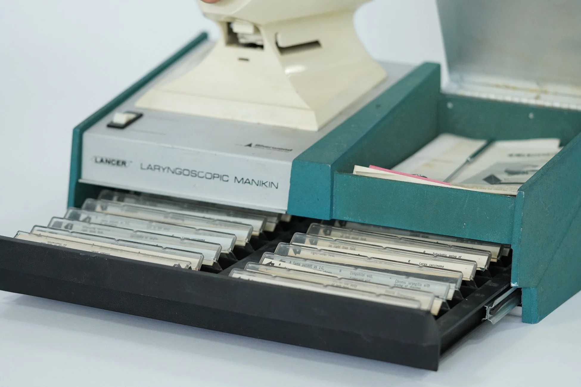 laryngoscopic manikin 04.jpg