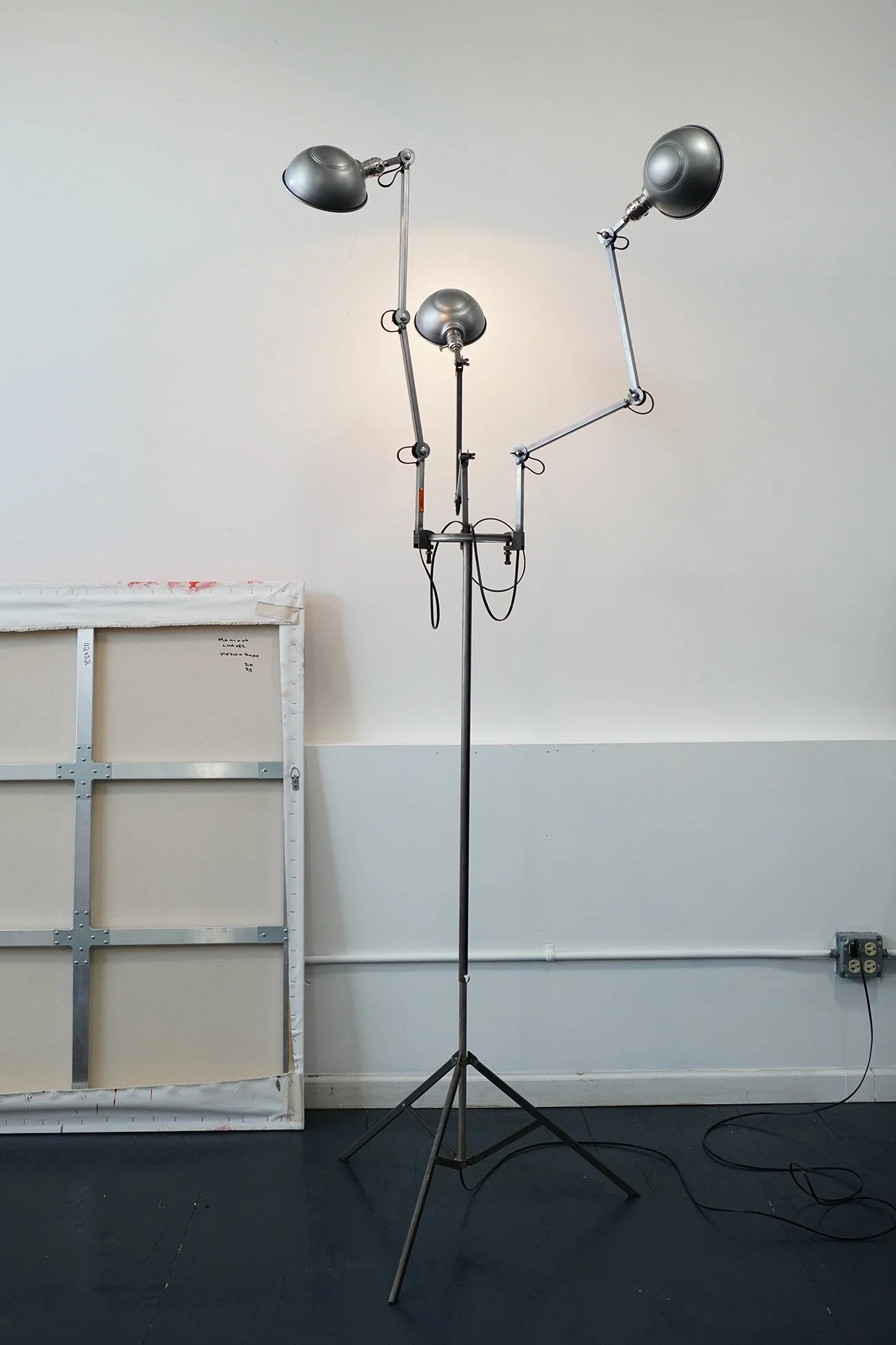 three arm lamp 07.jpg