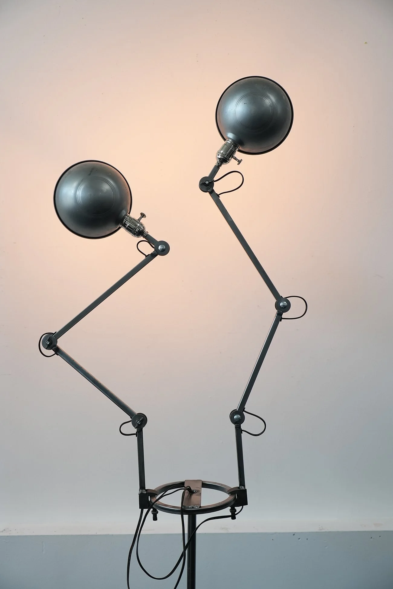 wo arm lamp 02.jpg