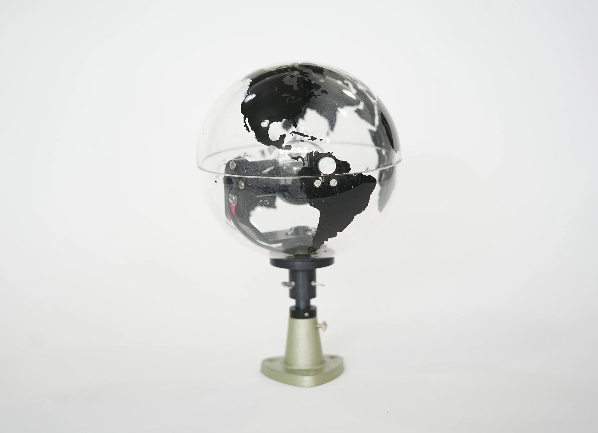 earth projector 02.jpg