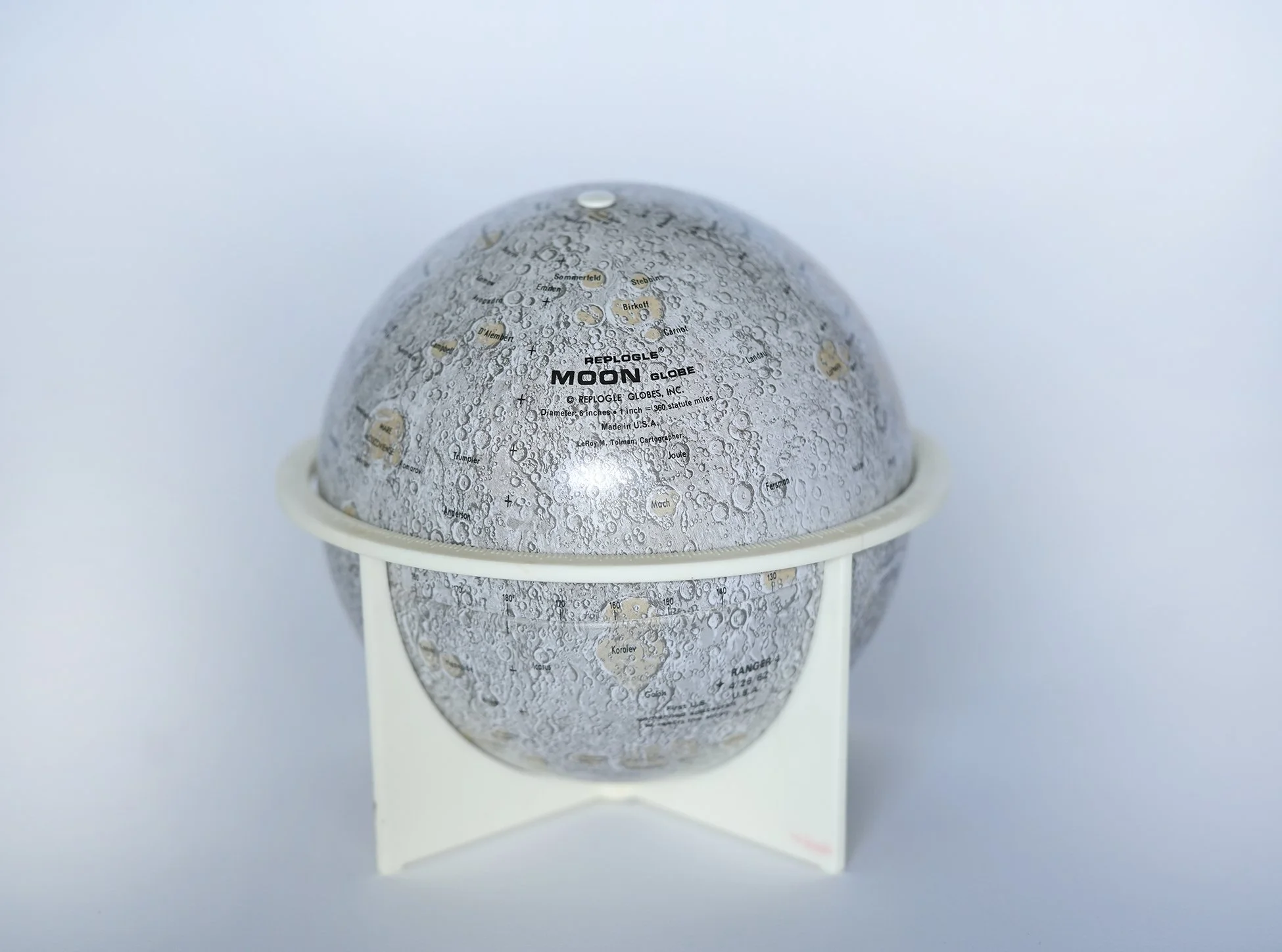 moon globe 04.jpg