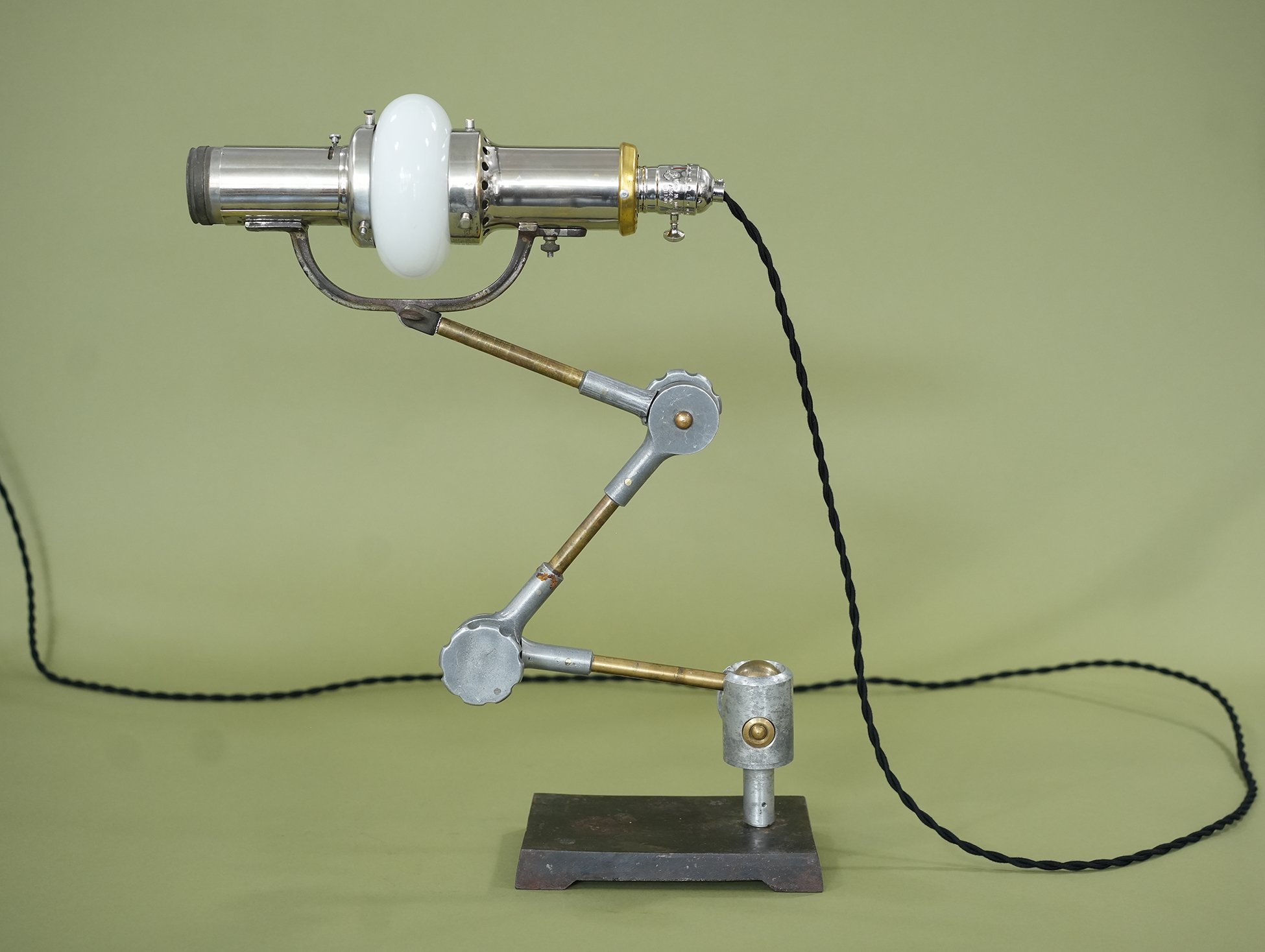 dentiscope 13.jpg