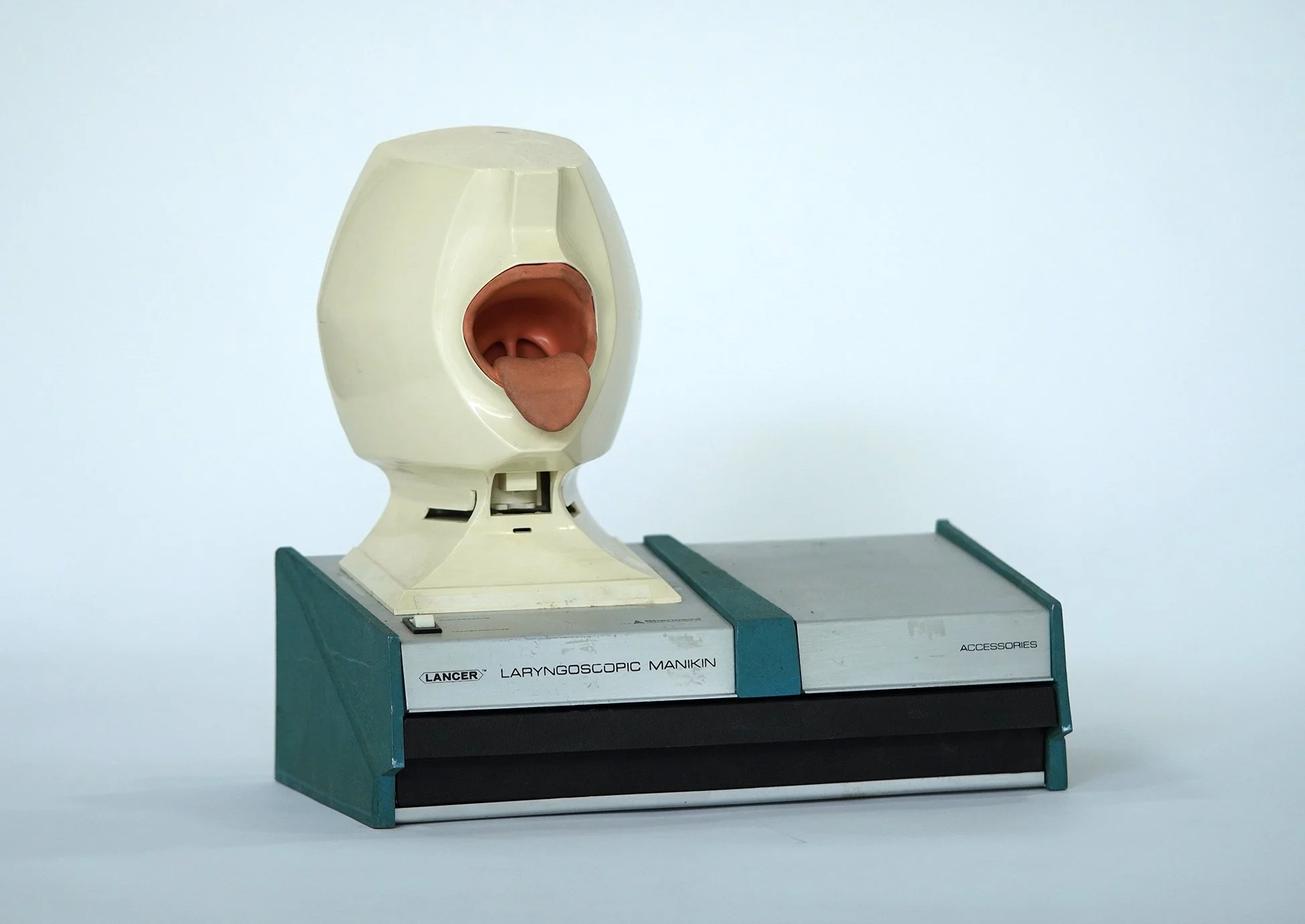 laryngoscopic manikin 01.jpg