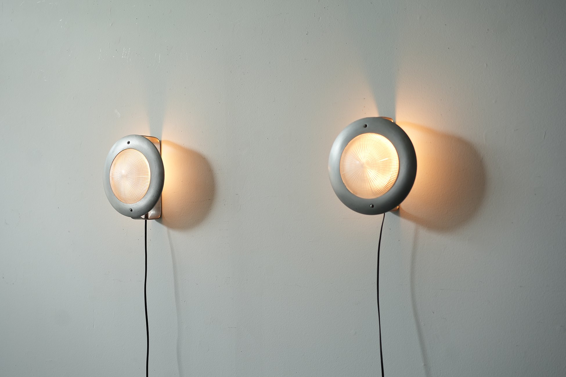 halophane sconce 02.jpg