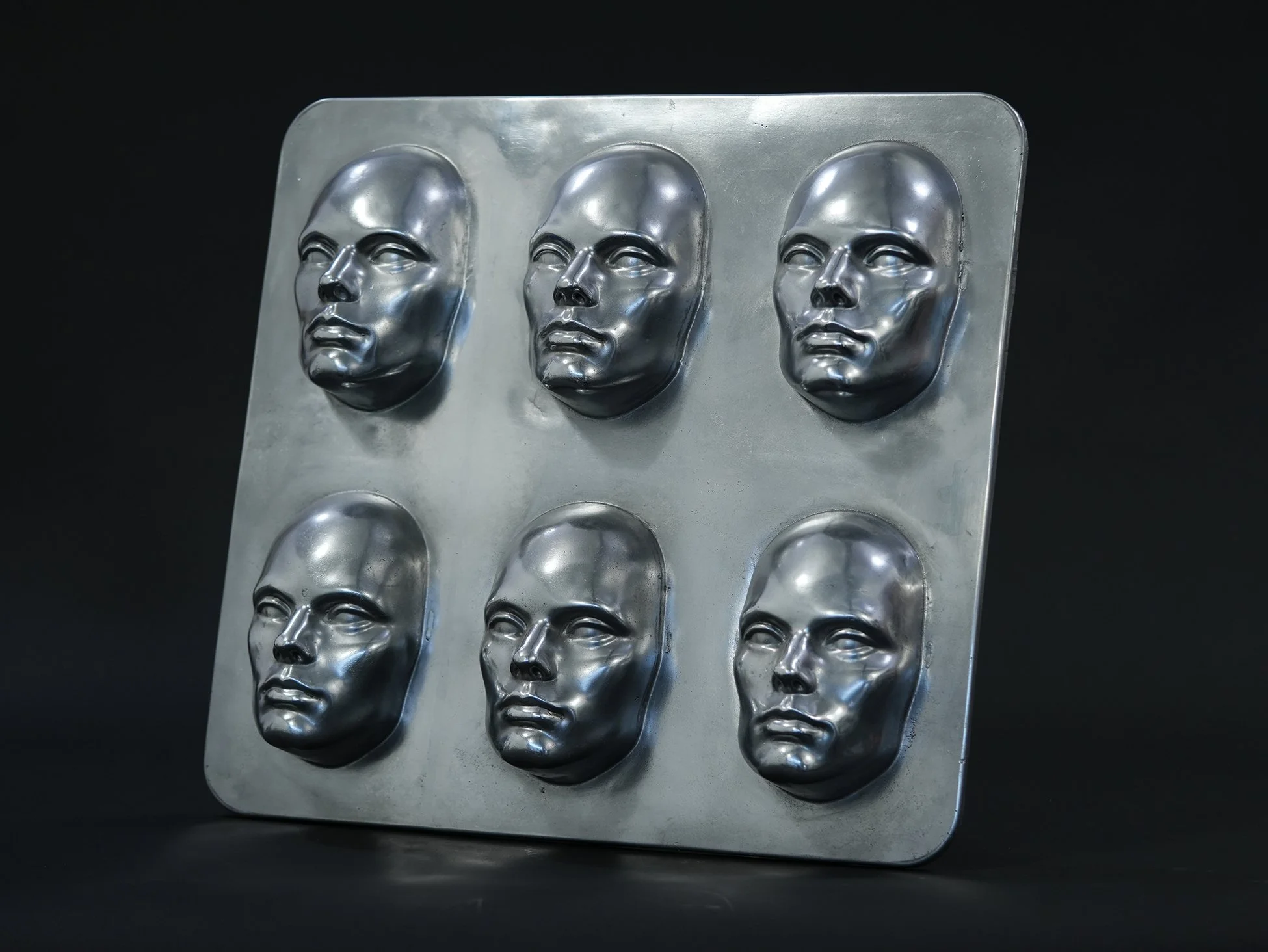 Cast Aluminum Metal Heads Panel