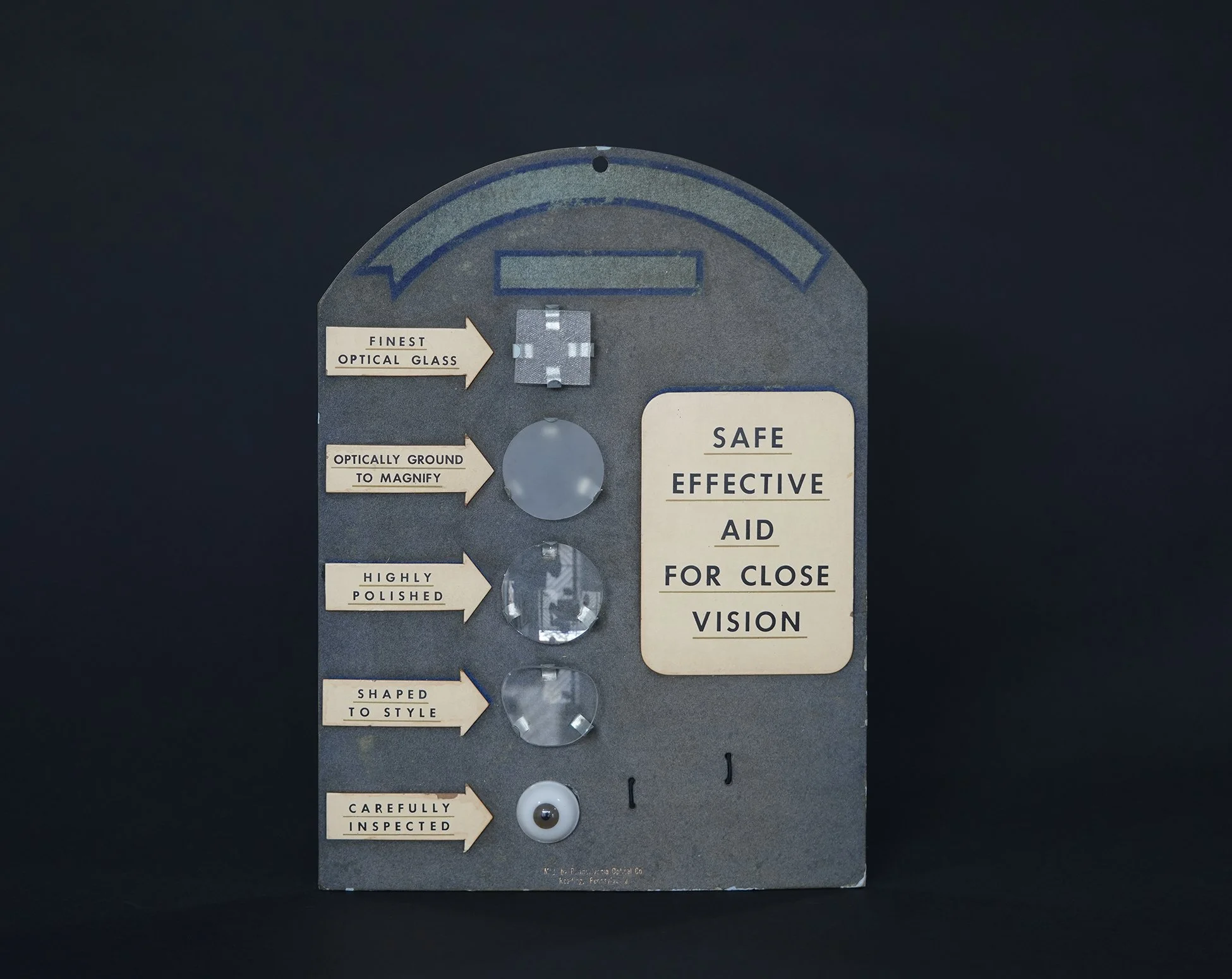 glasses display 02.jpg