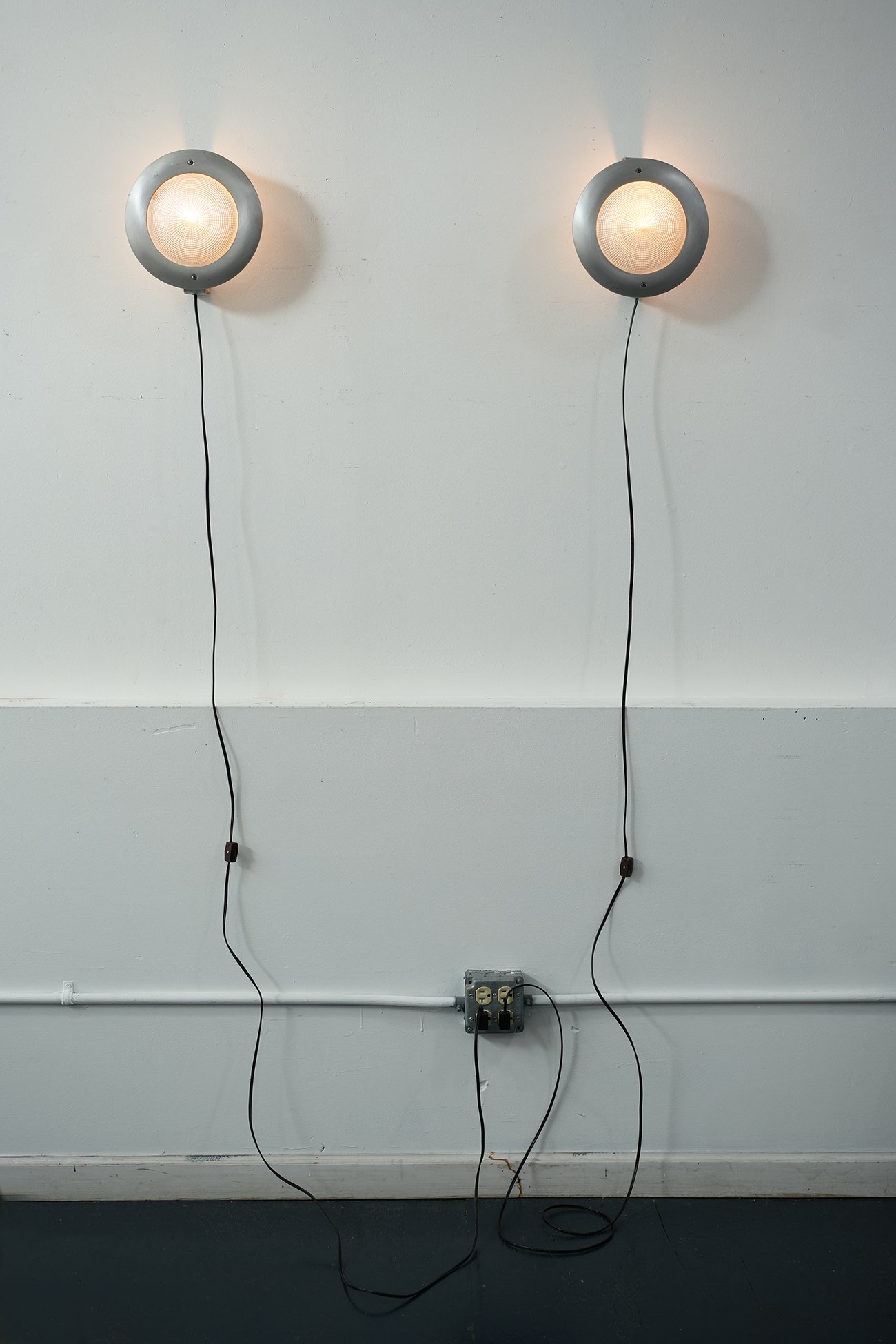 halophane sconce 04.jpg