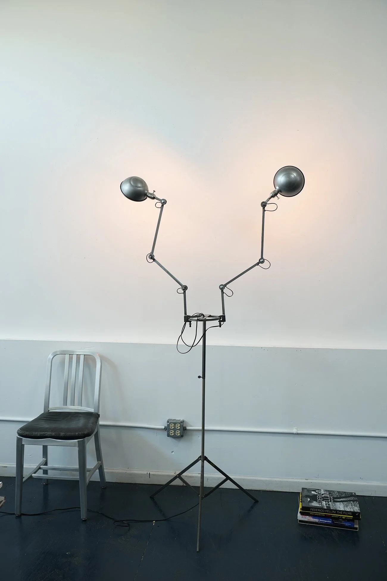 two arm lamp 01.jpg