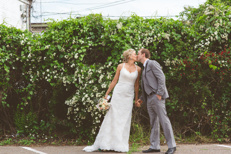 ClevelandMSWeddingPhotographer-43.jpg