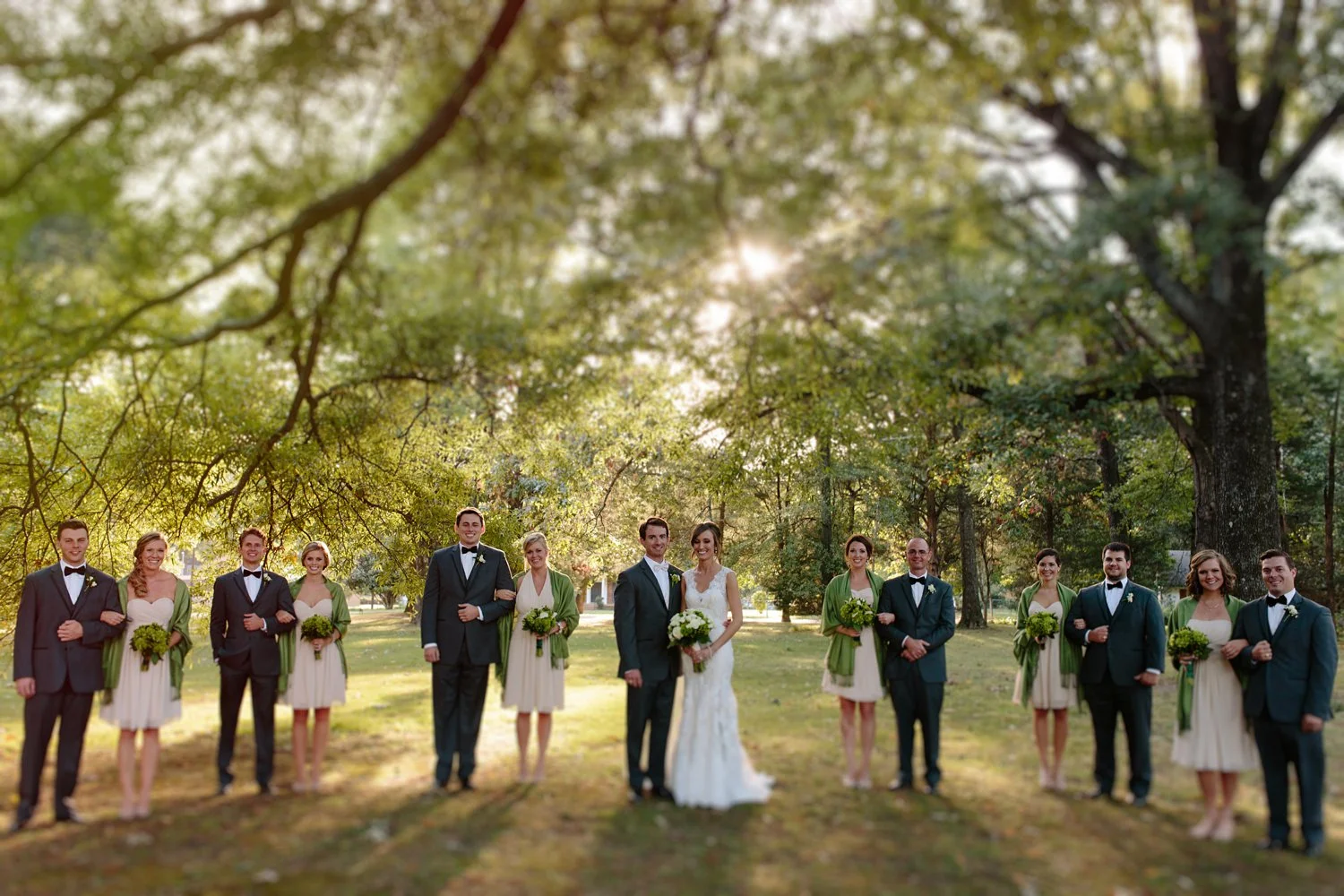 Creative_Wedding_Party_Photos.jpg