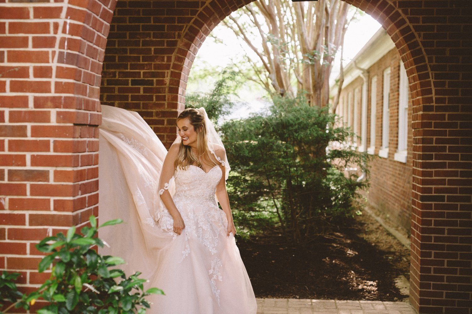 Bride_Walking_Sequence_-1.jpg