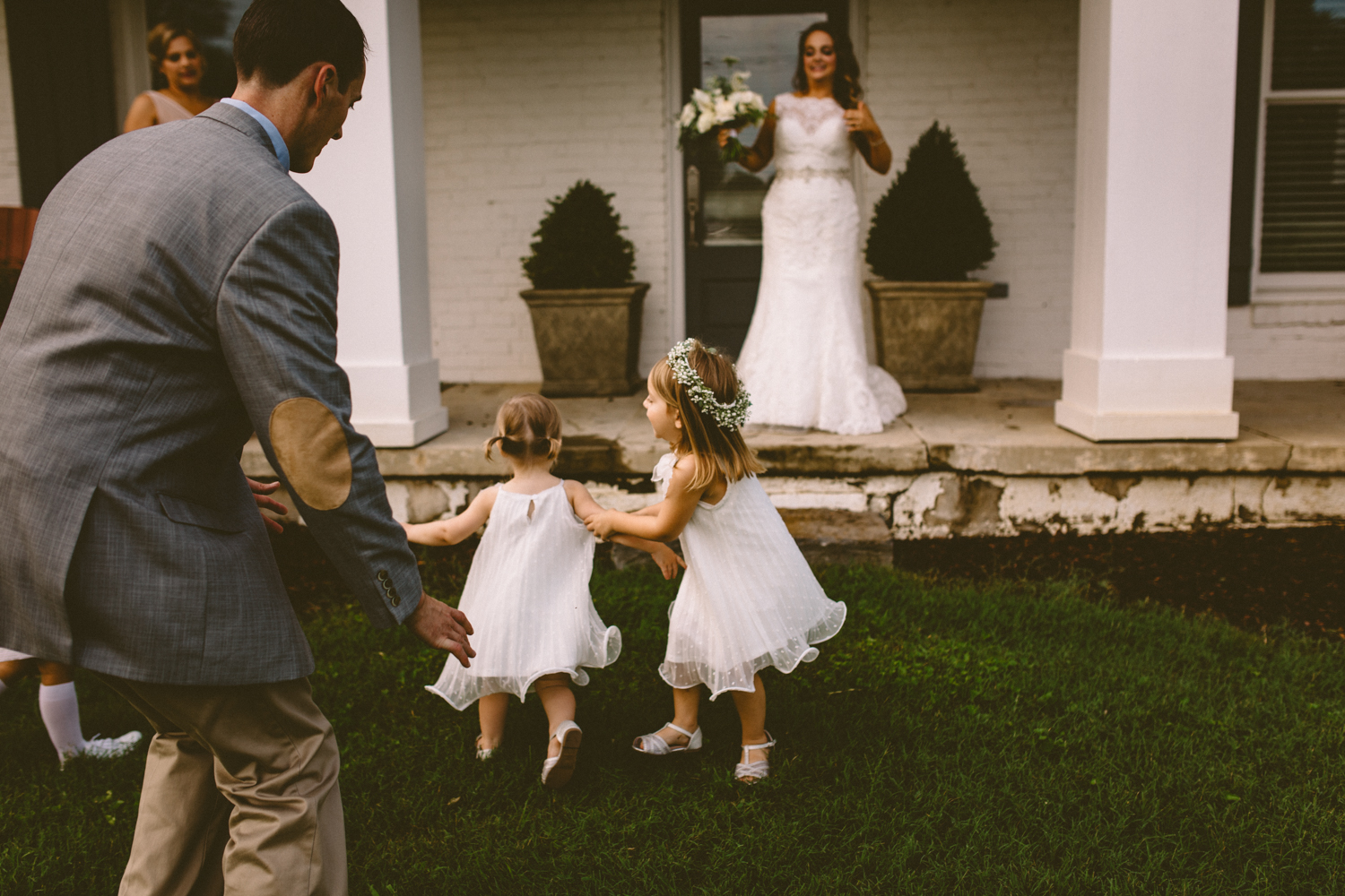 above: #kidsatweddings / below: #itwasntme
