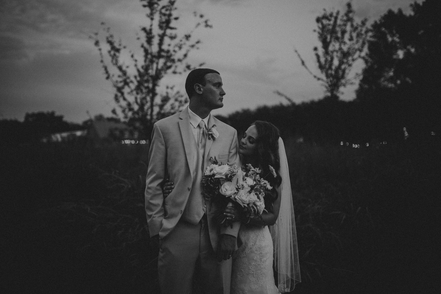 Nashville_Wedding_Photographers_-512.jpg