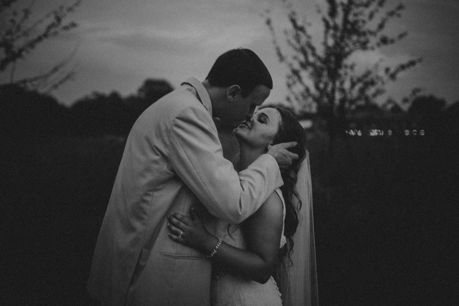Nashville_Wedding_Photographers_-518.jpg