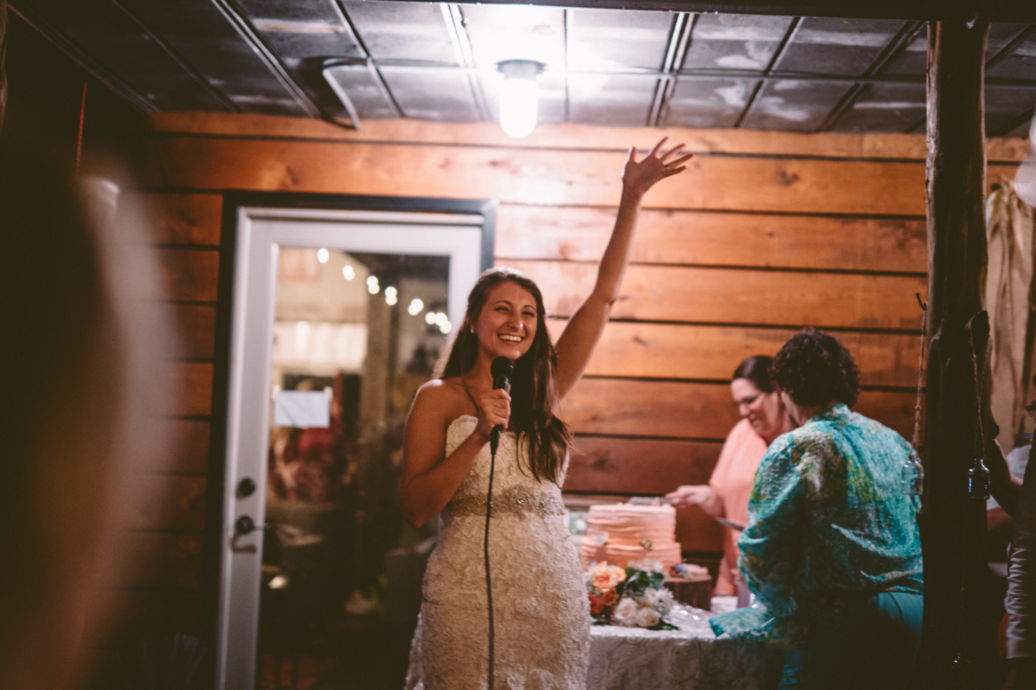 Best_Nashville_Wedding_Photographers_-617.jpg