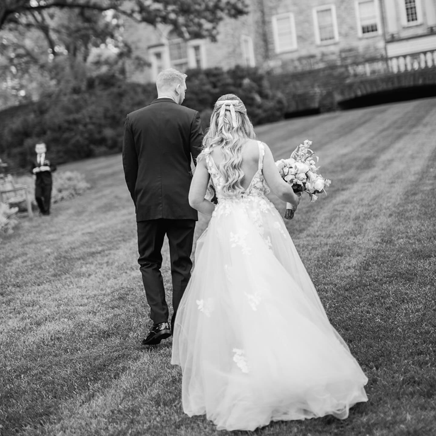 This day may have ended with jumping on a hotel bed with pizza and champagne, but it began with quiet moments that felt like they just needed to be in black and white. 
&bull;
&bull;
&bull;
&bull;
&bull;
#cheekwoodbotanicalgardens #cheekwoodweddings 