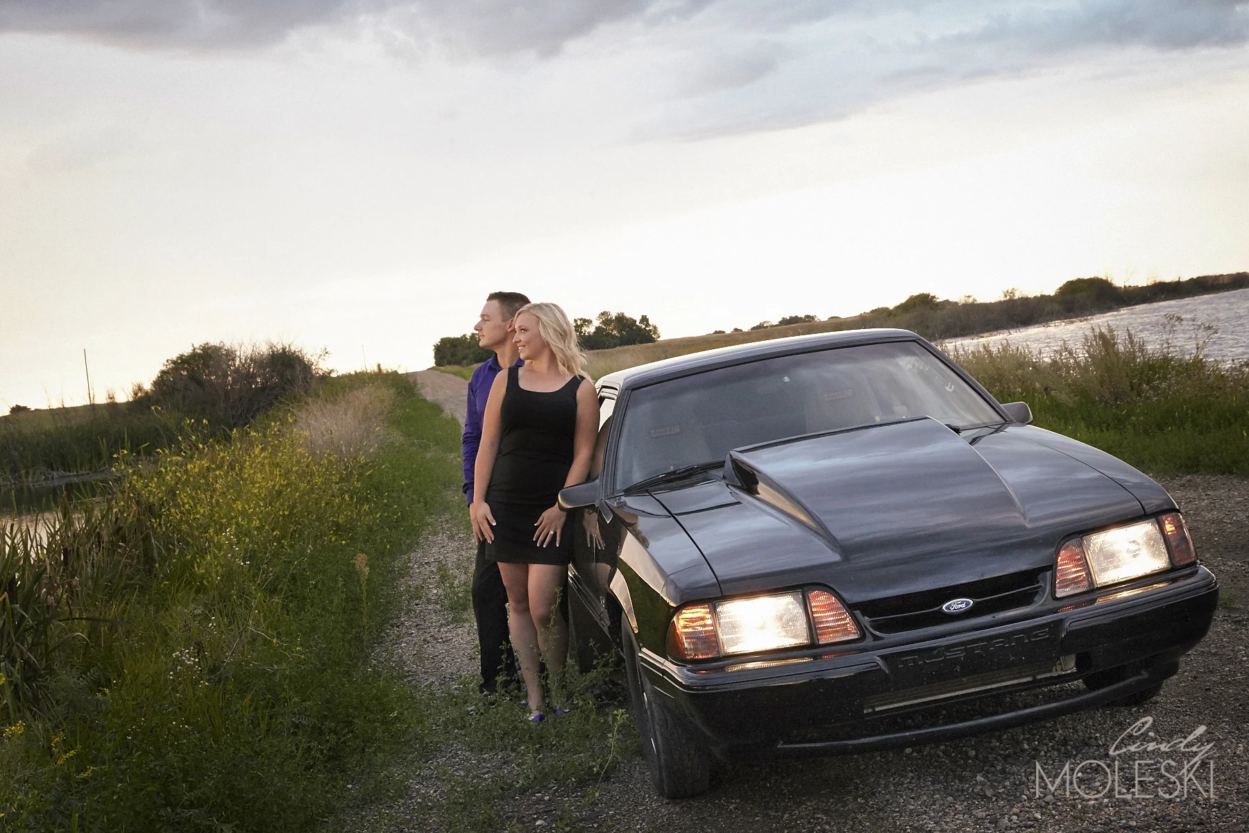 cindy-moleski-professional-portrait-engagement-wedding-photographer-saskatoon-saskatchewan-29018-9938.jpg