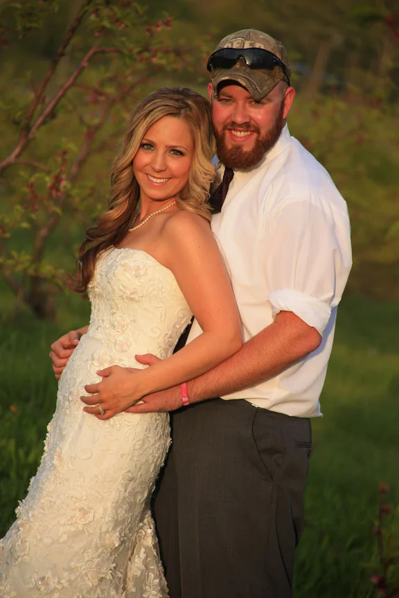 Bluemont Vineyard Bride and Groom