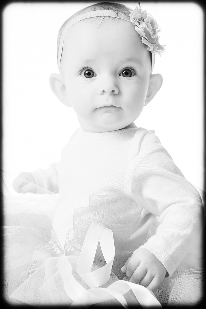 Infant Photo Portrait Studio