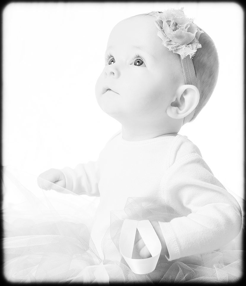 Infant Photo Portrait Studio