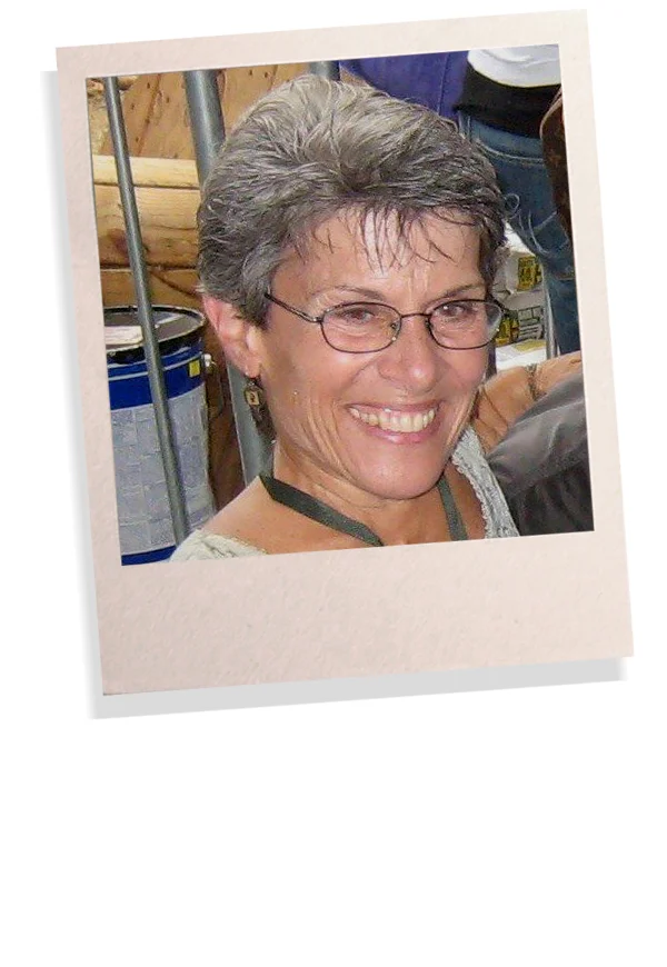 julie pol 2.jpg