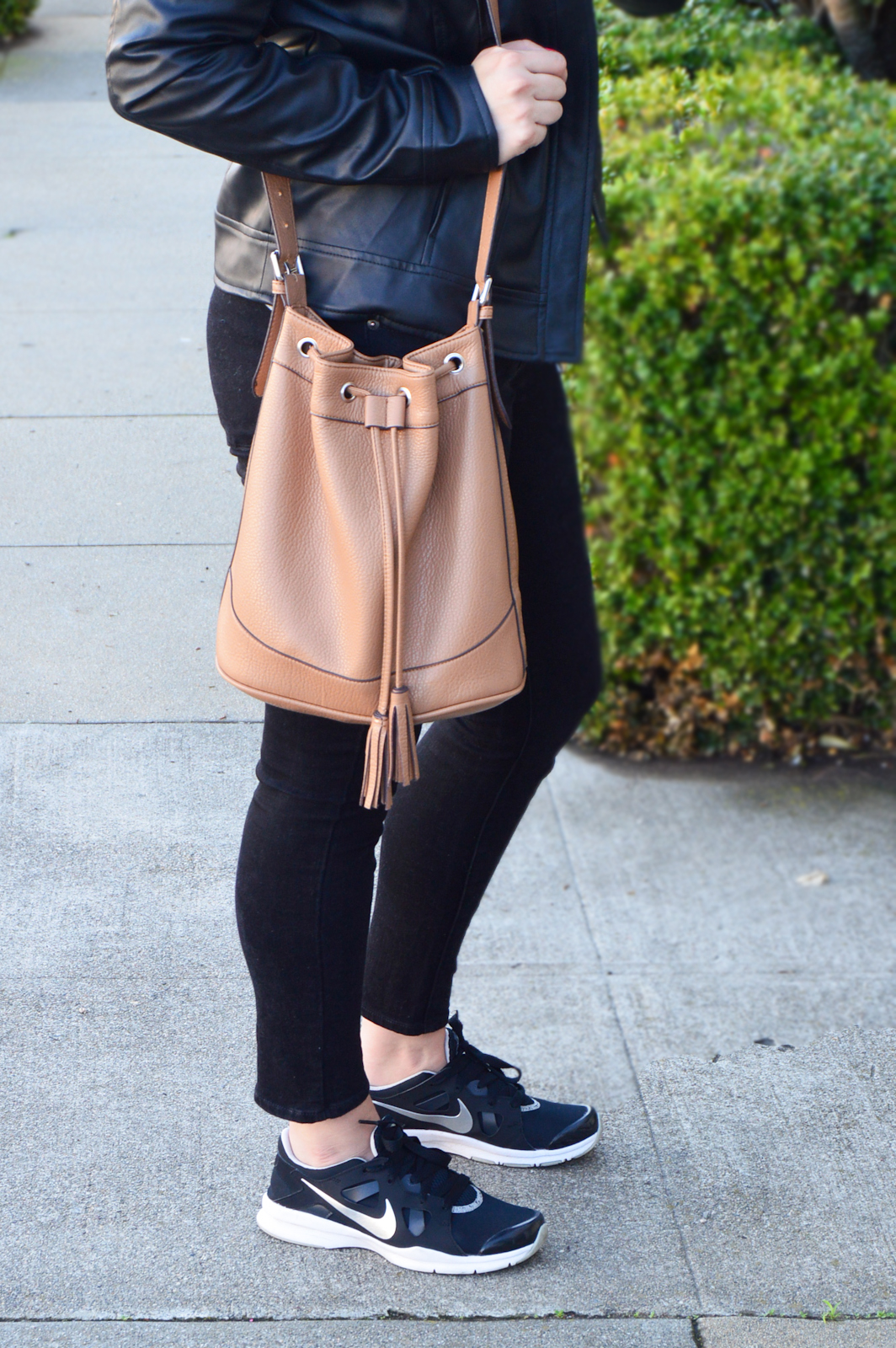 Casual Friday via. Birdie Shoots