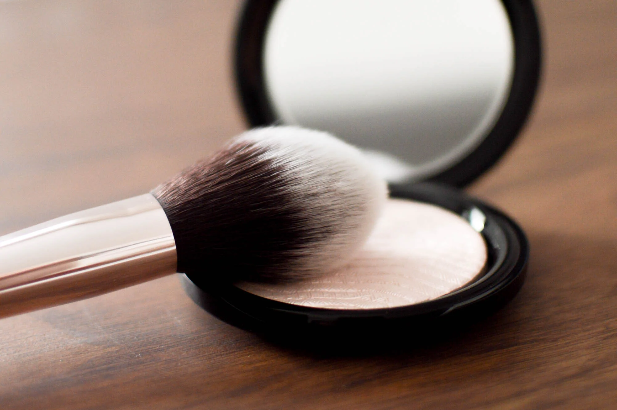 October Beauty Favorites It! Cosmetics Brush set via. www.birdieshoots.com