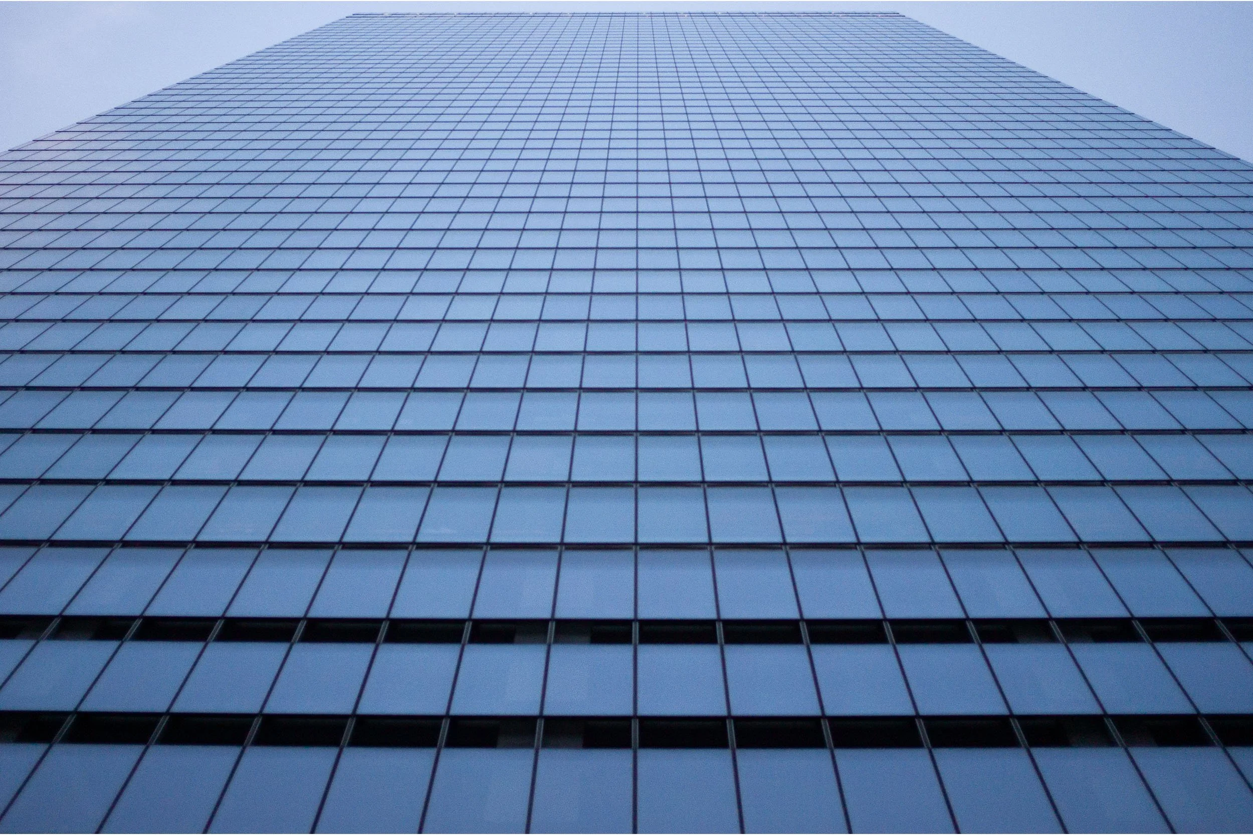 Looking up at a building | Joe Quint, Photographer