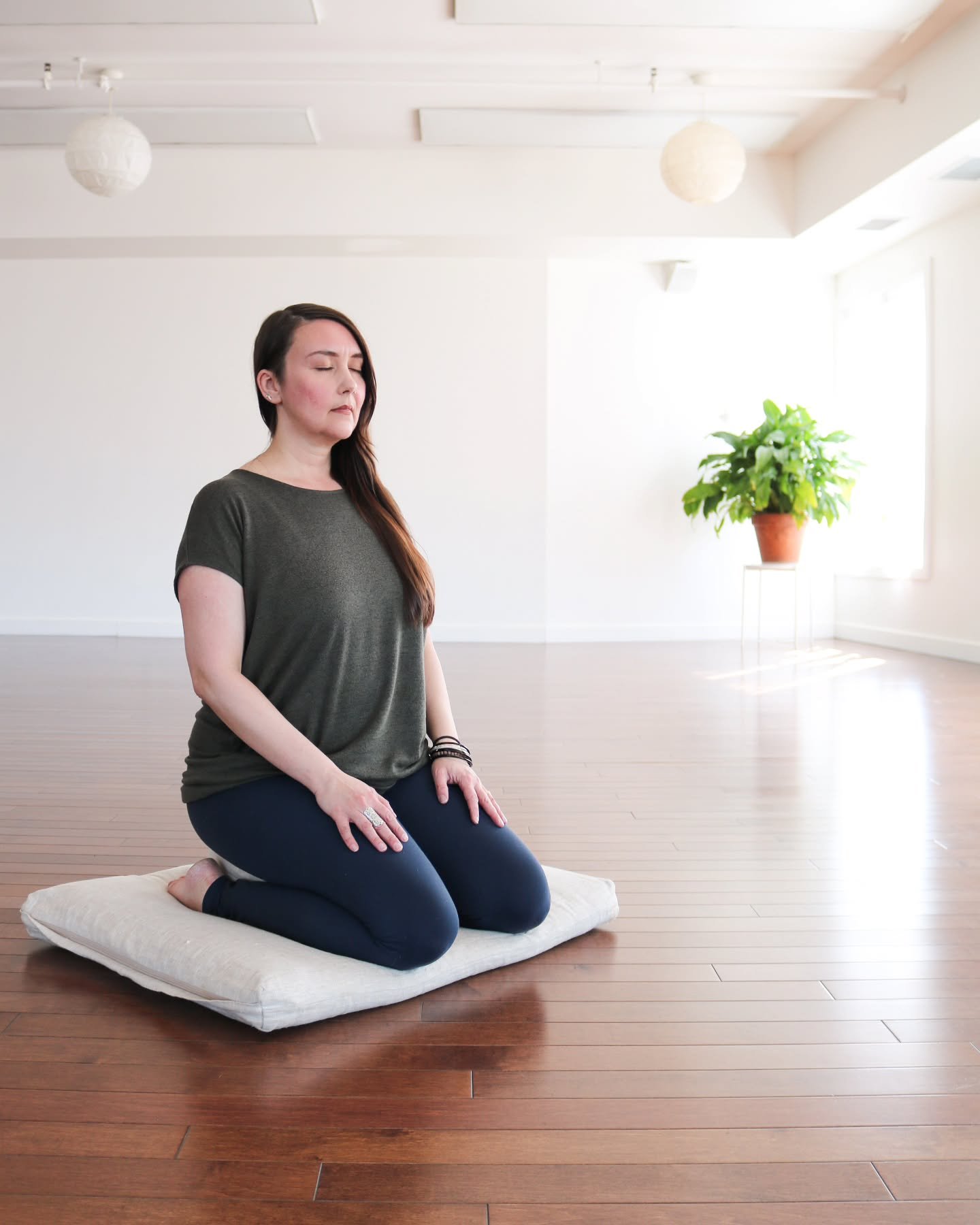 Monthly Meditation with Rebecca 
Friday June 6th 7-8pm on Zoom.

Join Rebecca from the comfort of home for her monthly guided meditation practice. Reset and unwind before your weekend.

Register now at yogawithin.ca 

#yeg #yegyoga #whyteave #yegbiz 