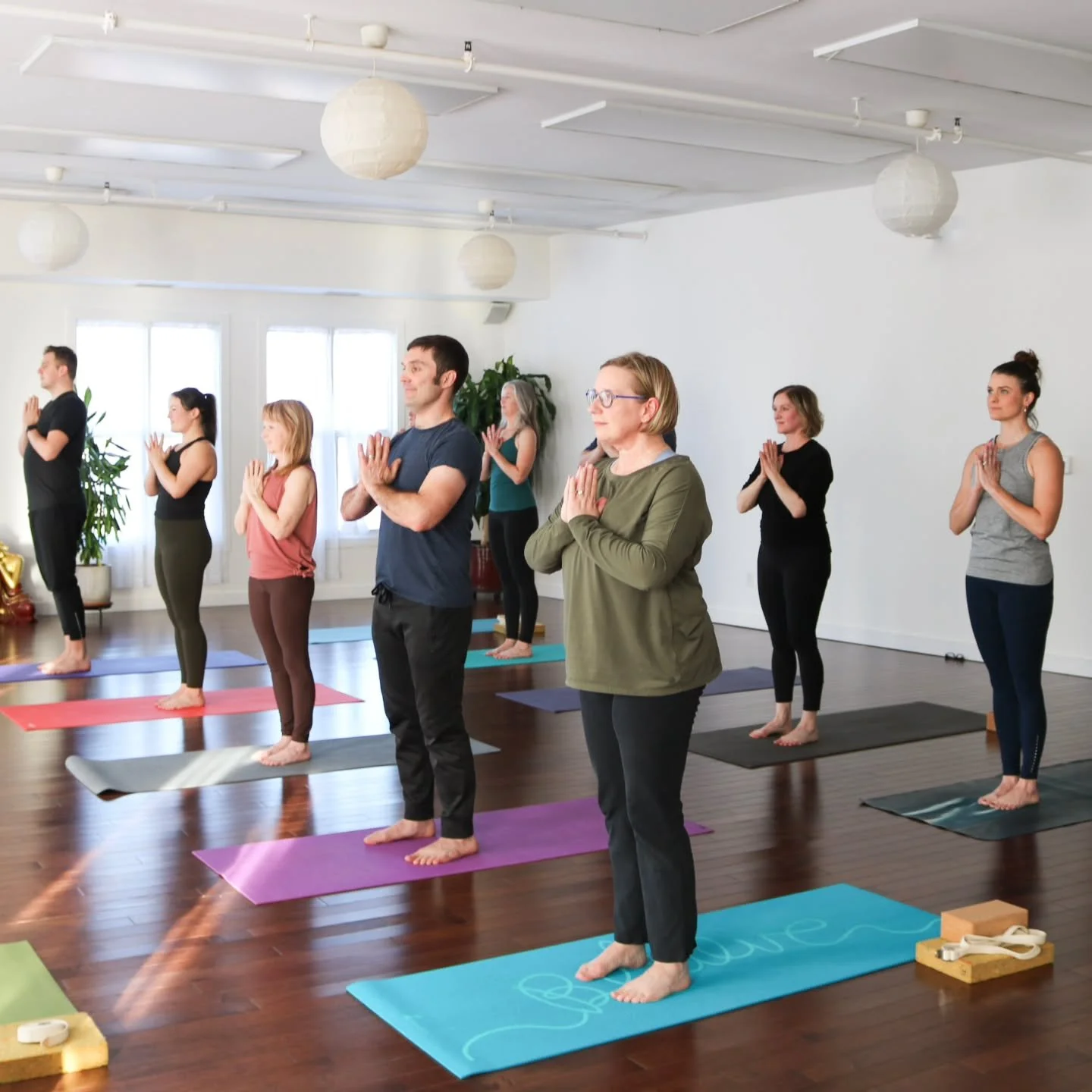 Beginner Yoga with Jan!
New session starting next weekend!

🗓: Sundays 11am-12pm Nov.2nd - 30th 

This registered class explores a mix of Hatha yoga, functional and fun movement with some challenges. Suitable for beginners - props are strongly recom