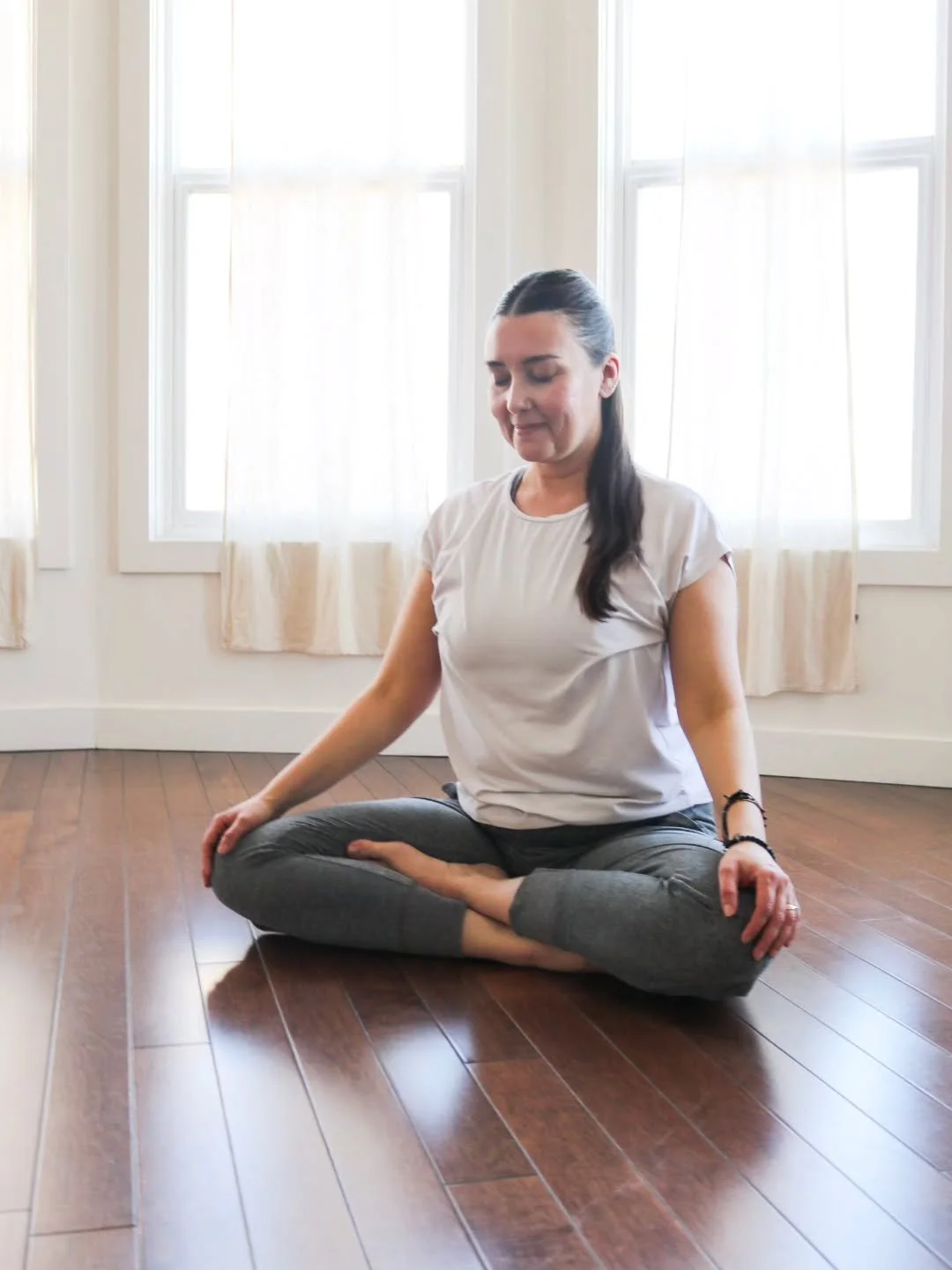 🌟 Monthly Meditation 🌟
Join Rebecca Friday April 10th 7-8pm from the comfort of home as she guides you through a grounding mediation practice.

No experience necessary. Register now at yogawithin.ca 

#yeg #yegyoga #whyteave #yoga #edmonton