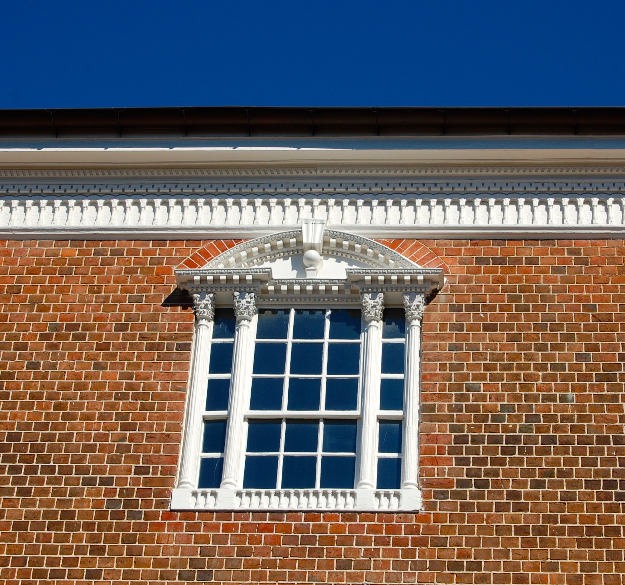 Colonial detail 