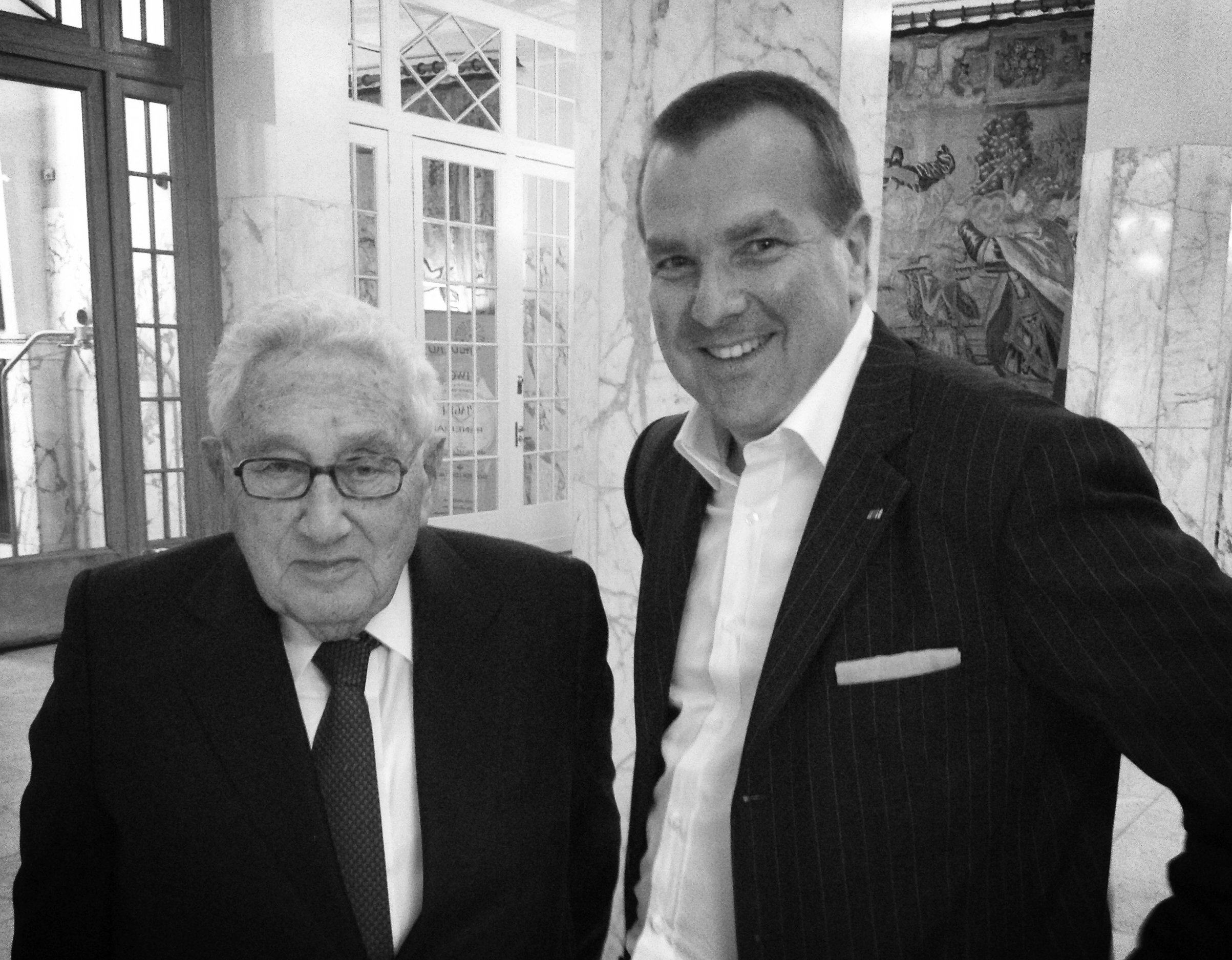 Kissinger Damerau crop.jpg