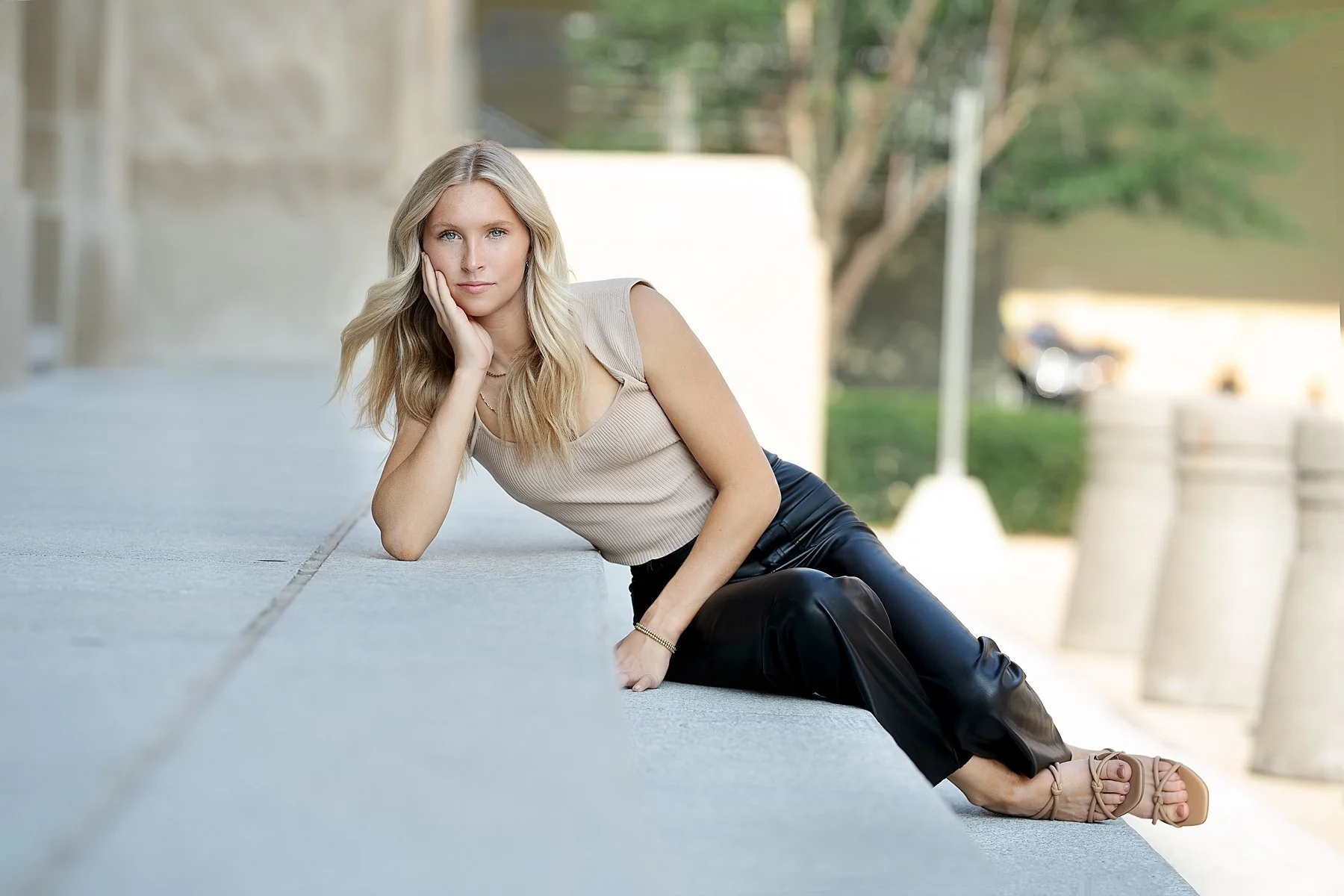 CLAIRE // senior feature