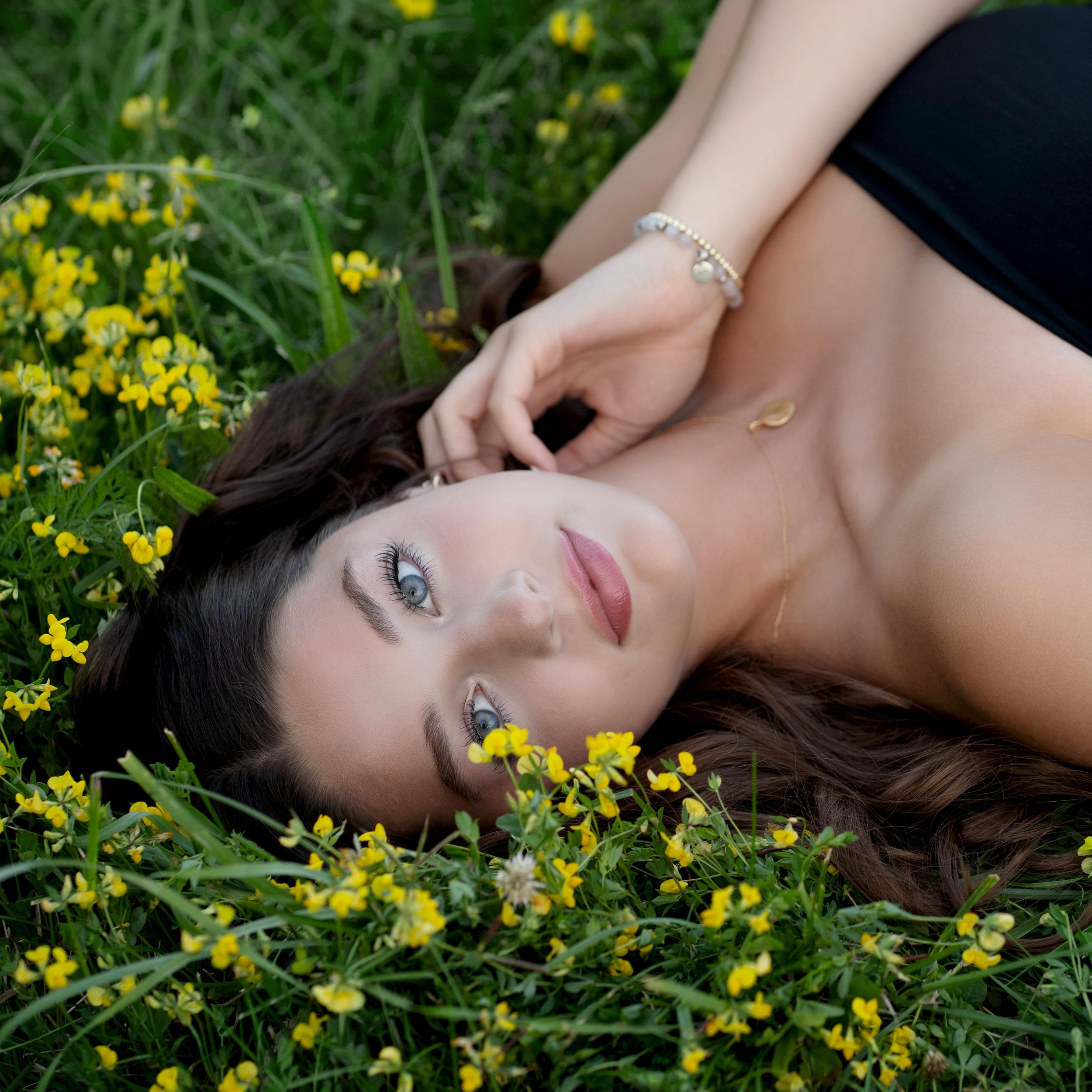 🥳🎂🎉Happy belated birthday to my awesome Senior Rep Mia!! I hope you had an amazing day yesterday and wish you the best upcoming year!!