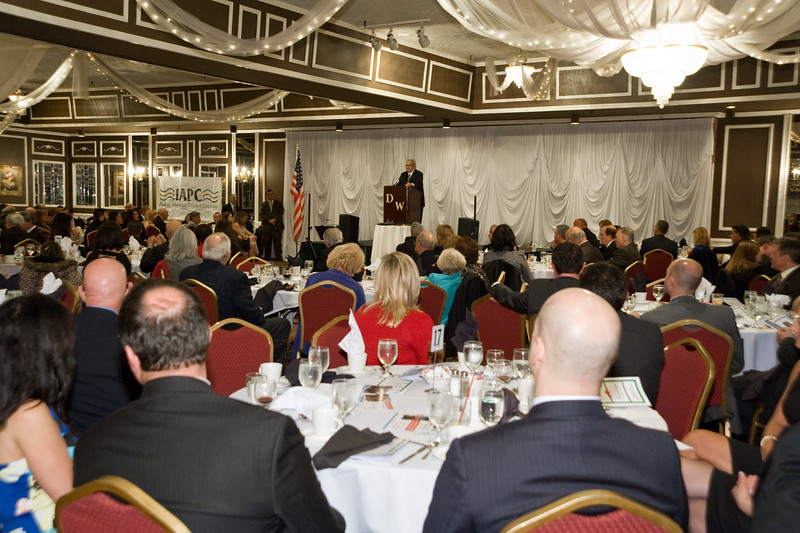 2015IAPCdinner094-L.jpg