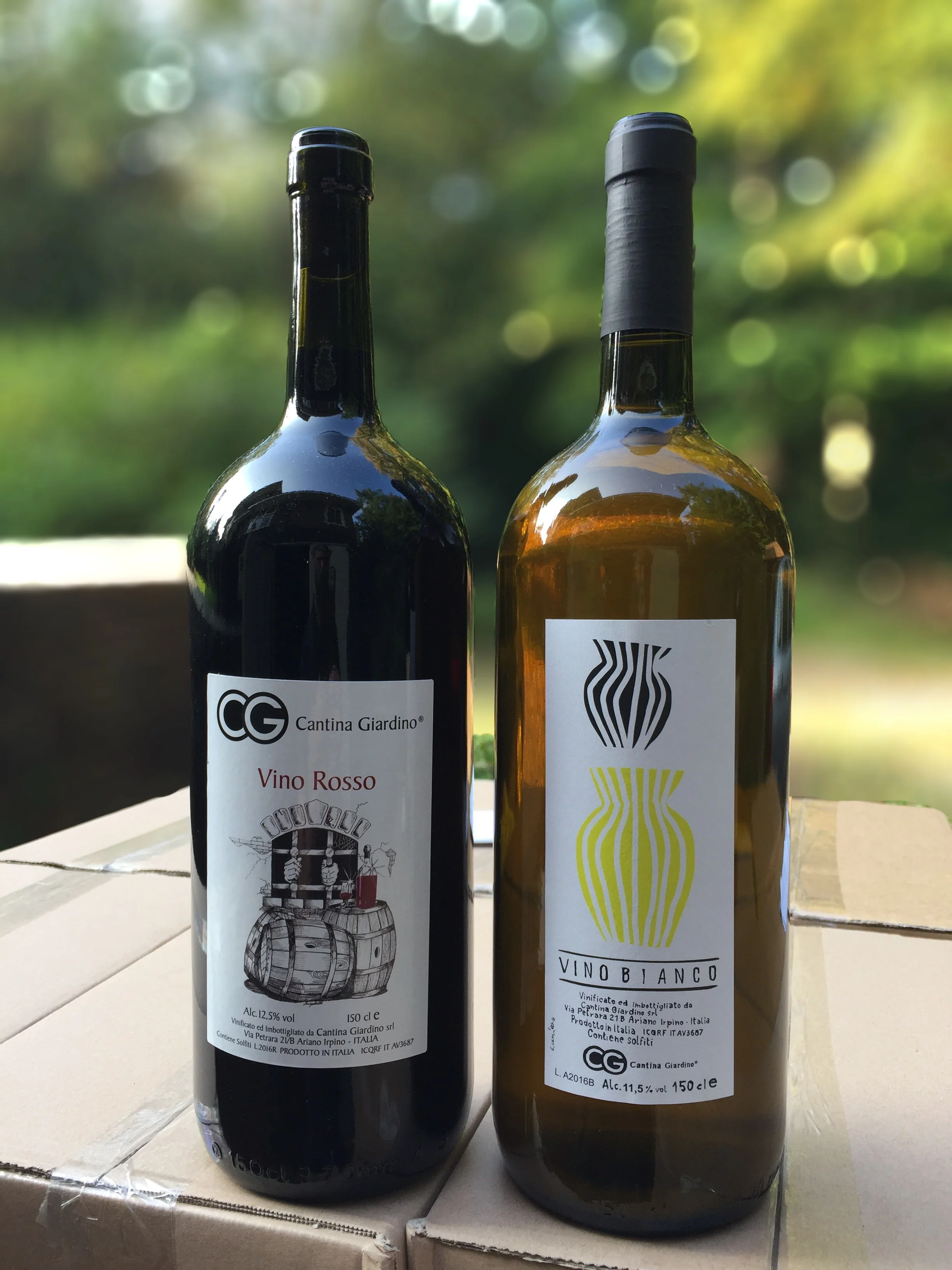 Cantina Giardino flessen vino per tutti magnums.jpg