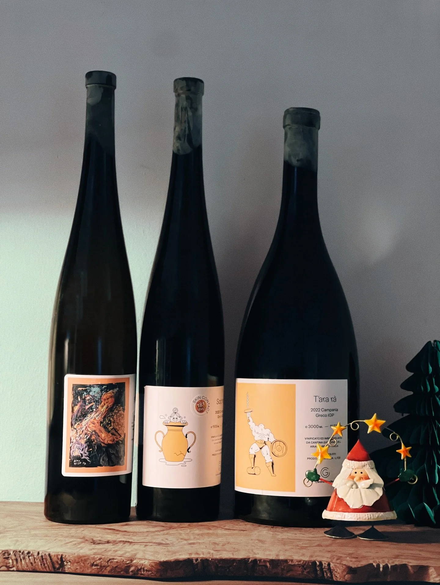 Ok. As promised! Here are the (big) limited CG specials for the holidays! Magnums and double magnums. Not yet in the webshop so PM if interested.

We have in random order:

Chianzano Rosso Dopio Magnum - Historic vineyards. It was the first land offi