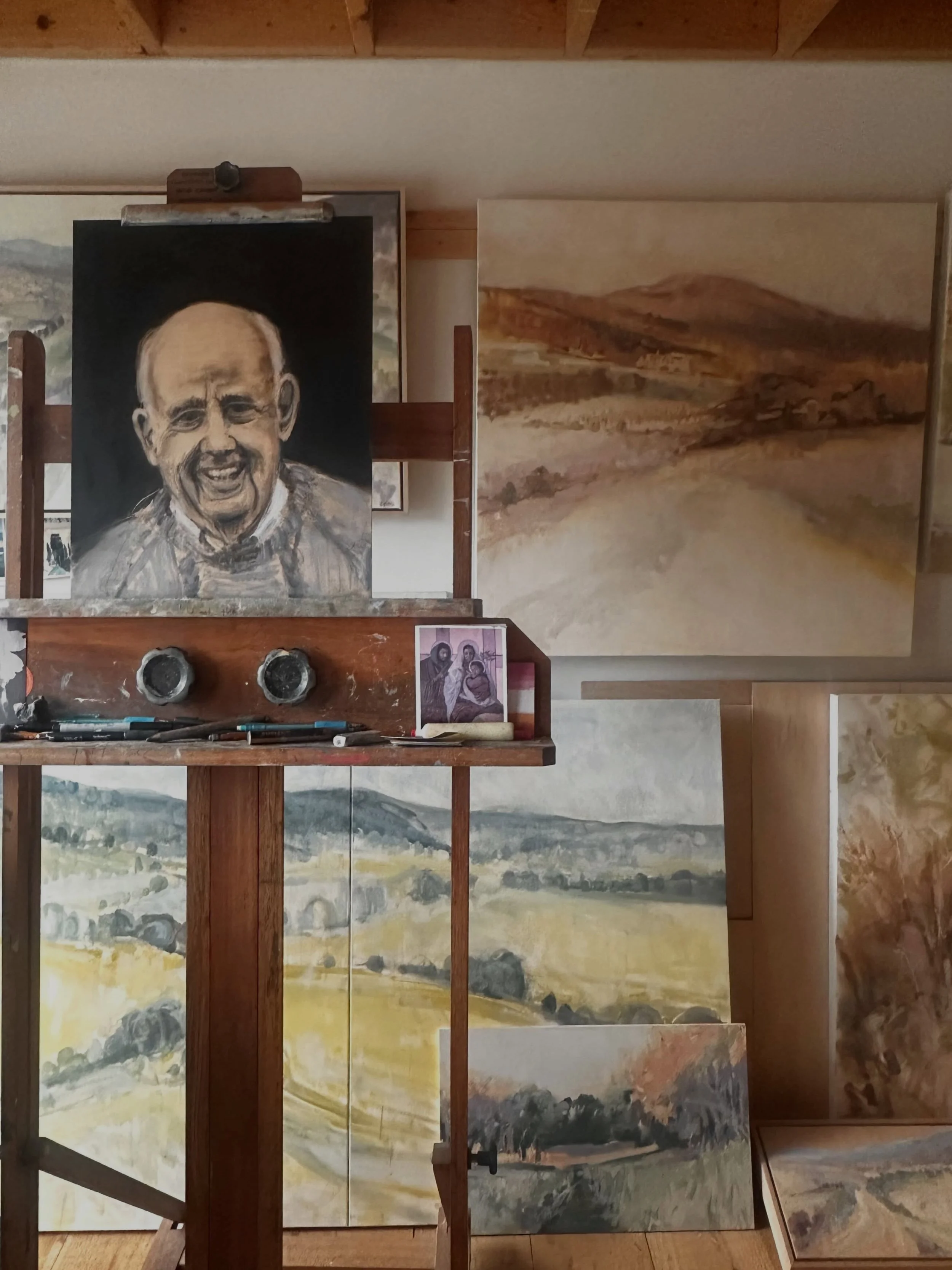 Working on my upcoming show at UVA in November and thinking about Wendell Berry a lot. The show is called &ldquo;Commonwealth.&rdquo;

#newwork #wendellberry #virginiaartist #landscapepaintings #abstractlandscapepainting