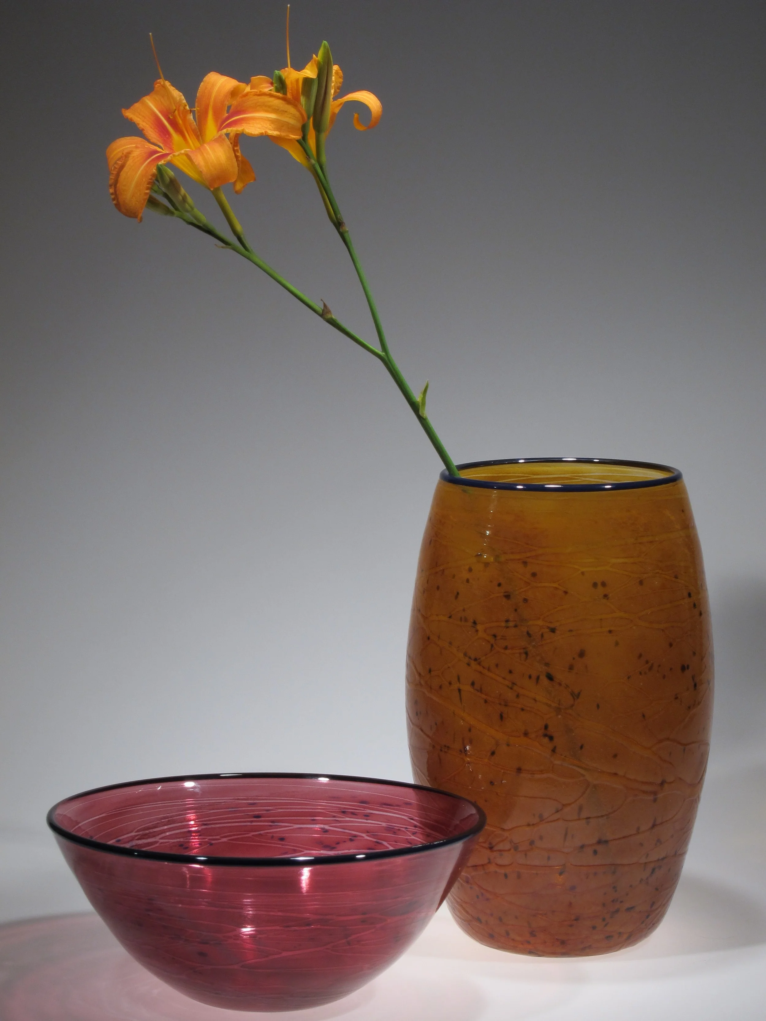 Cordoba Cylinder in Gold, Bowl in Ruby