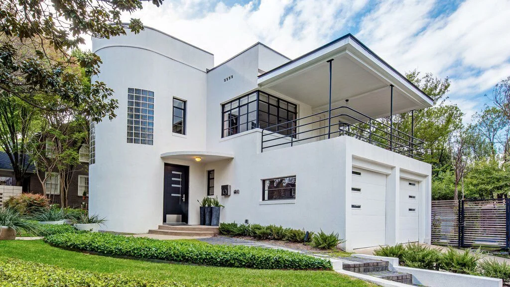  Dallas Art Deco Home via  Dallas Morning News  (Tracy Allyn Photography / Preservation Dallas) 