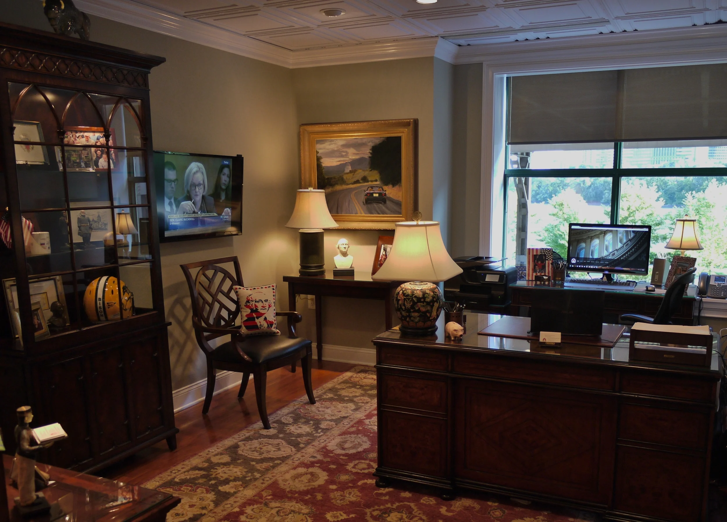 CapGovOffice wCrop and Color.jpg
